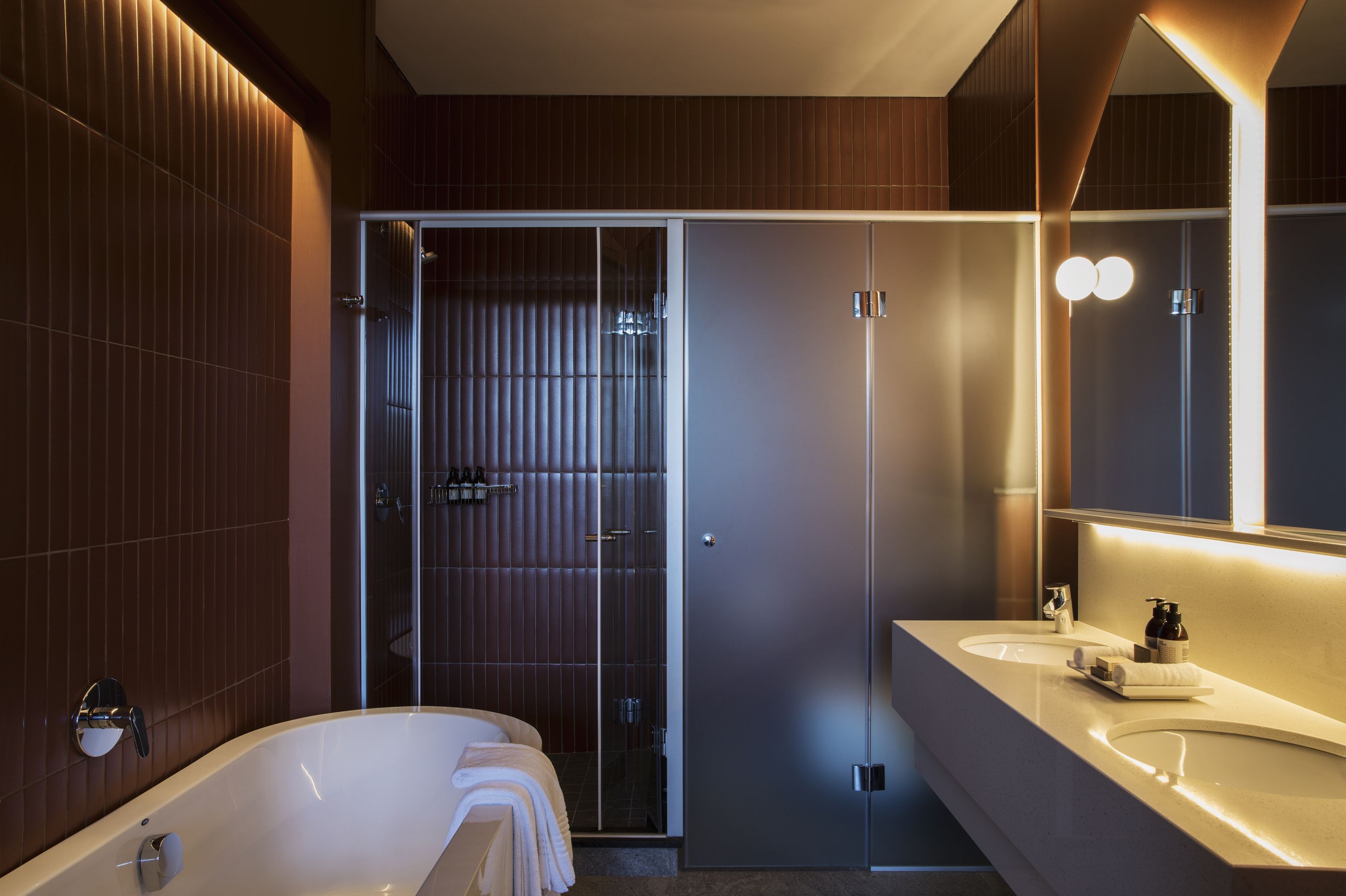 Home Suite Hotels Rosebank 4*