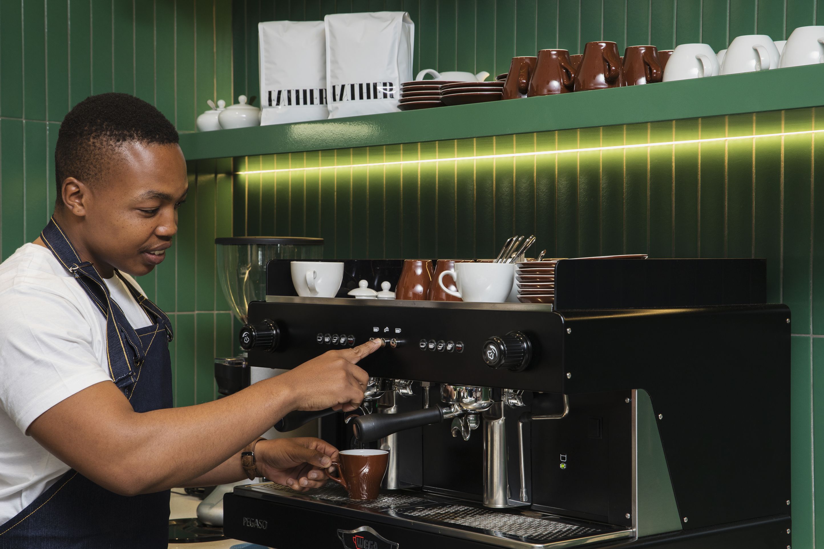 Home Suite Hotels Rosebank 4*