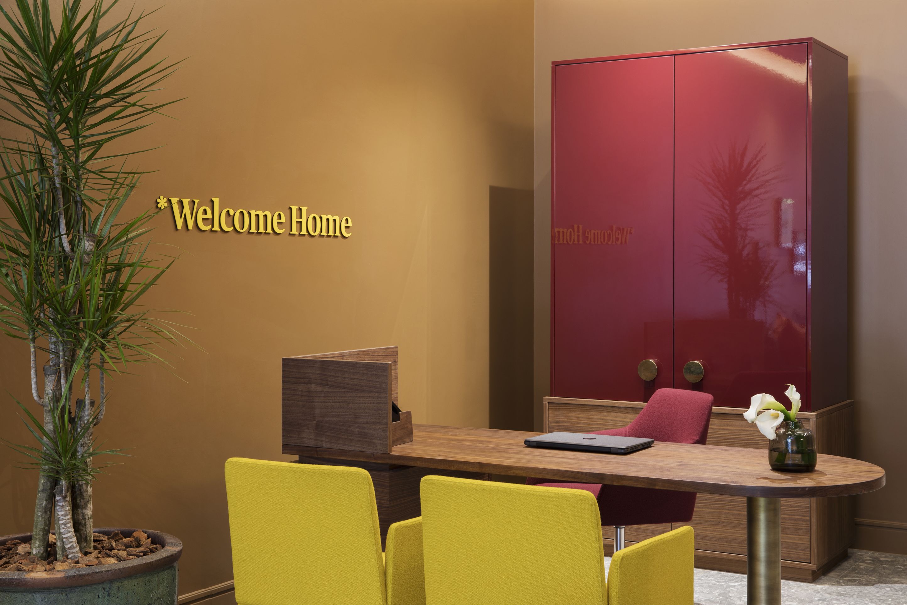 Home Suite Hotels Rosebank 4*