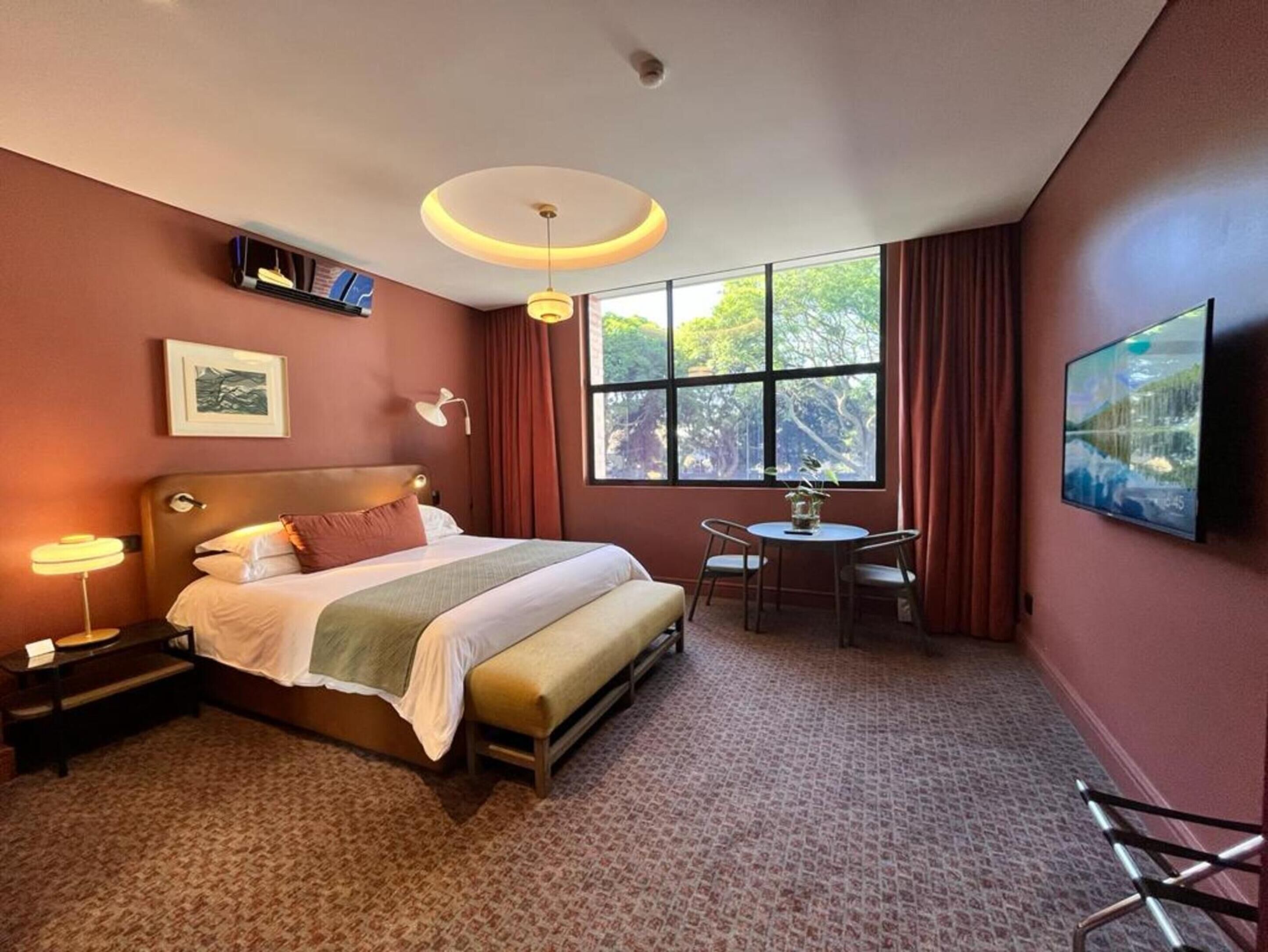 Home Suite Hotels Rosebank 4*