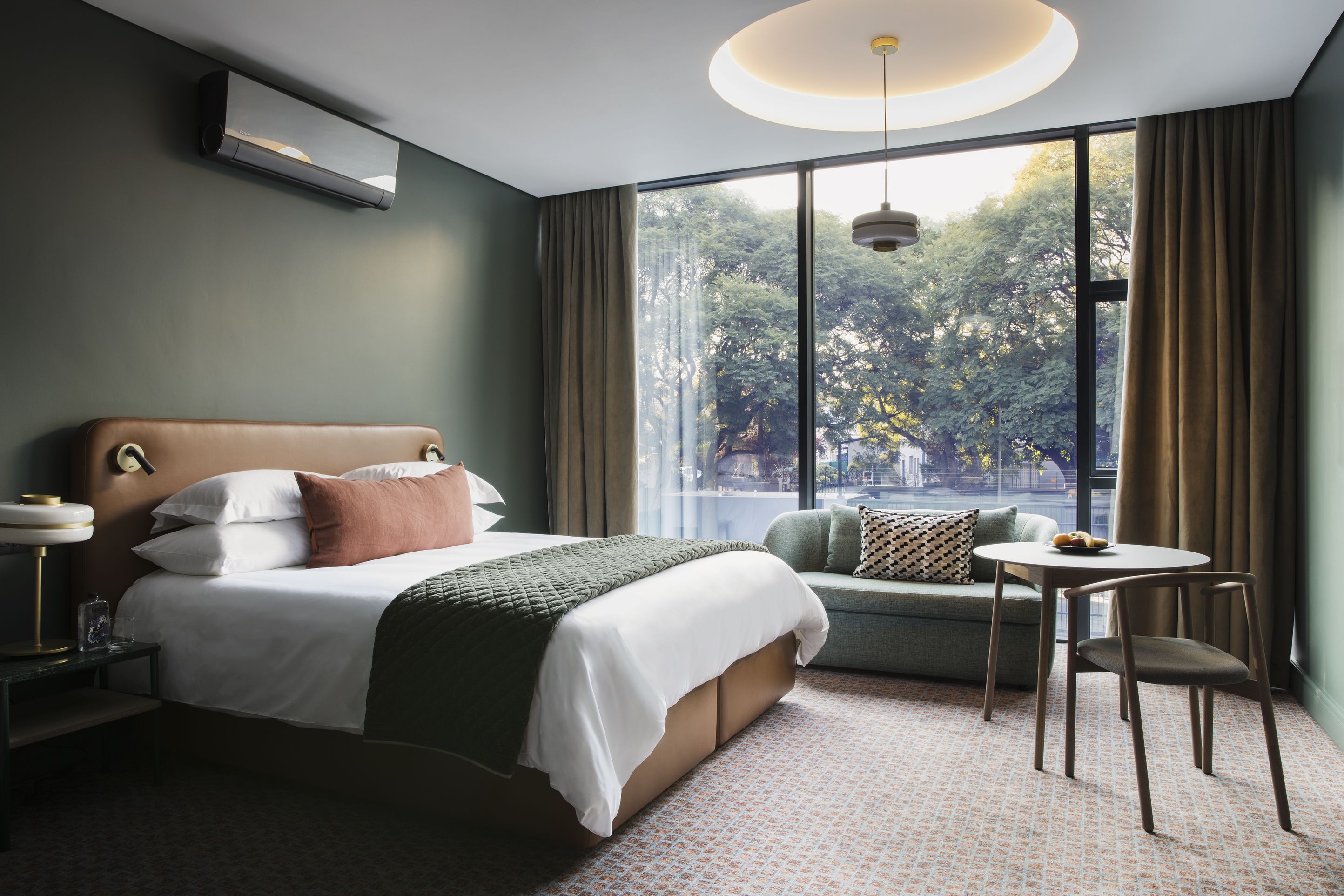 Home Suite Hotels Rosebank 4*
