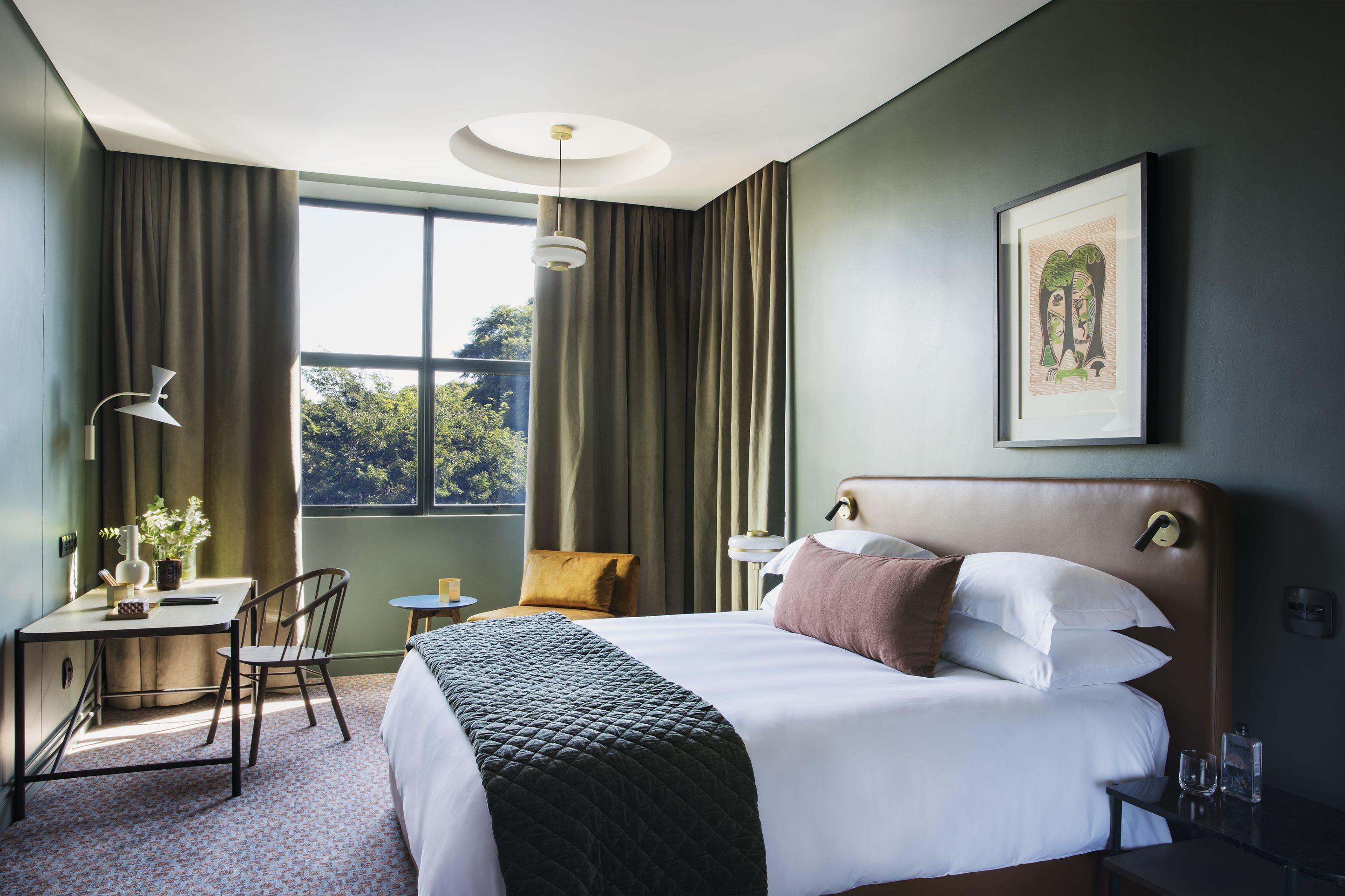 Home Suite Hotels Rosebank 4*