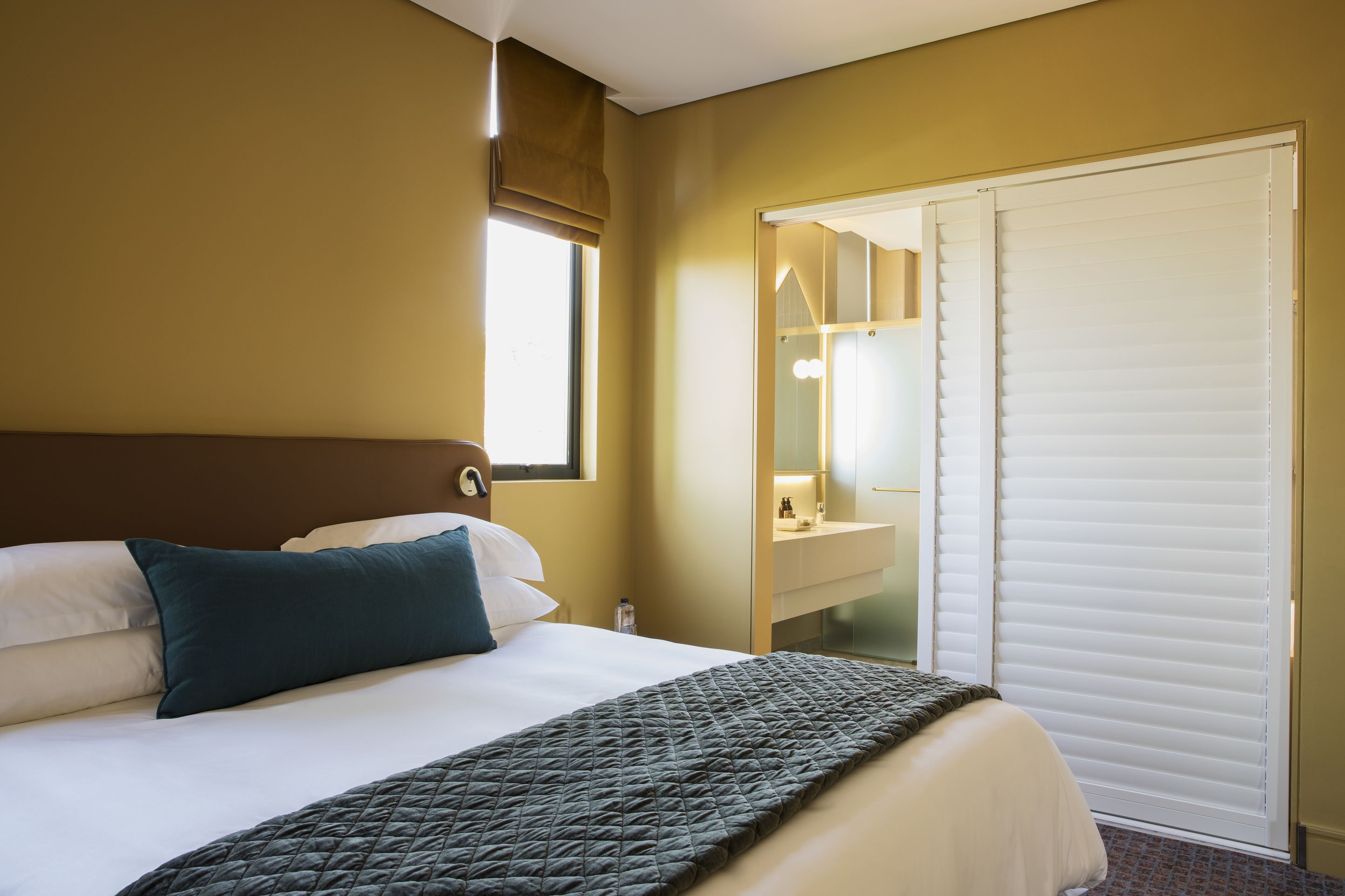 Home Suite Hotels Rosebank 4*
