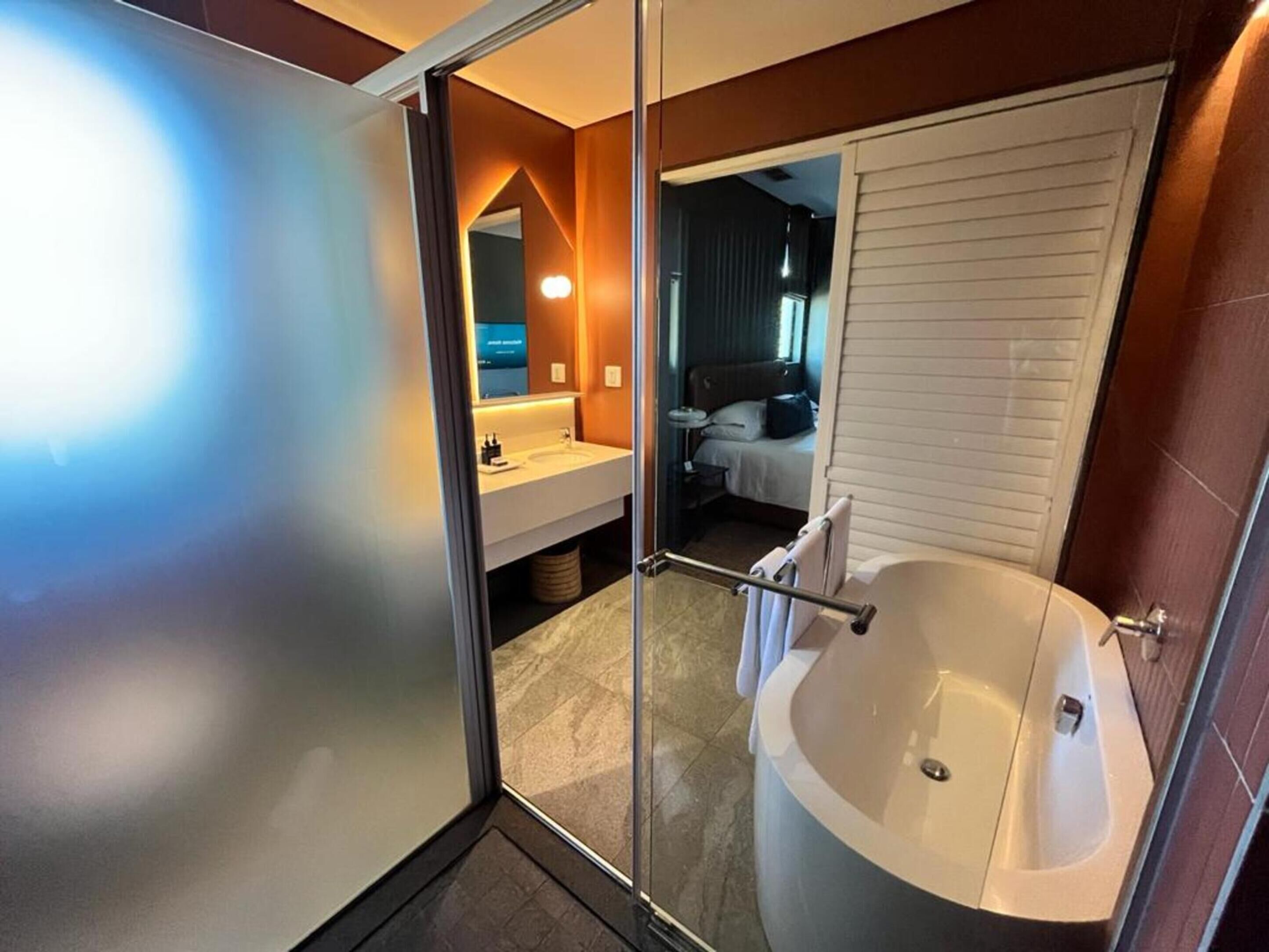 Home Suite Hotels Rosebank 4*