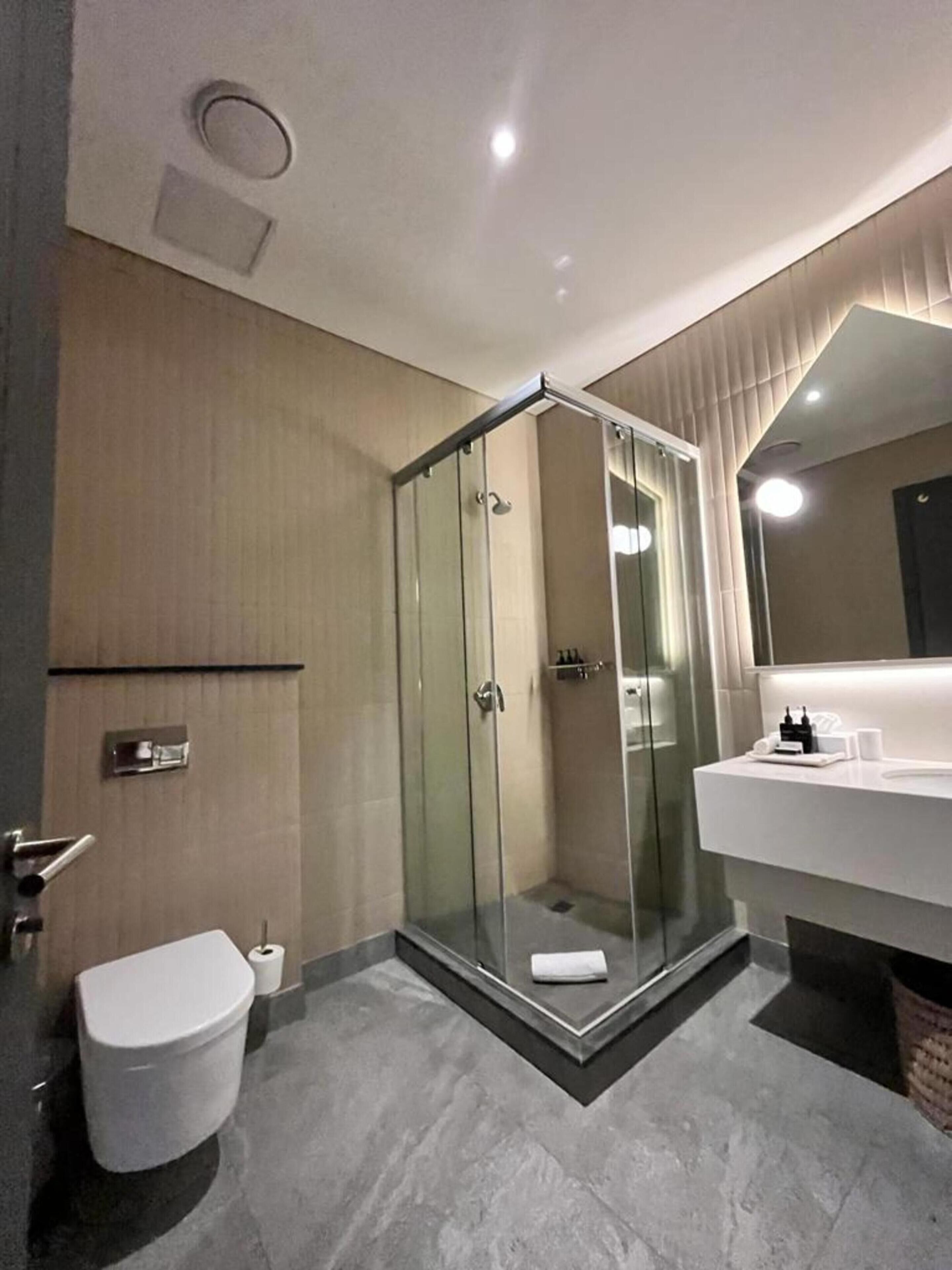 Home Suite Hotels Rosebank 4*