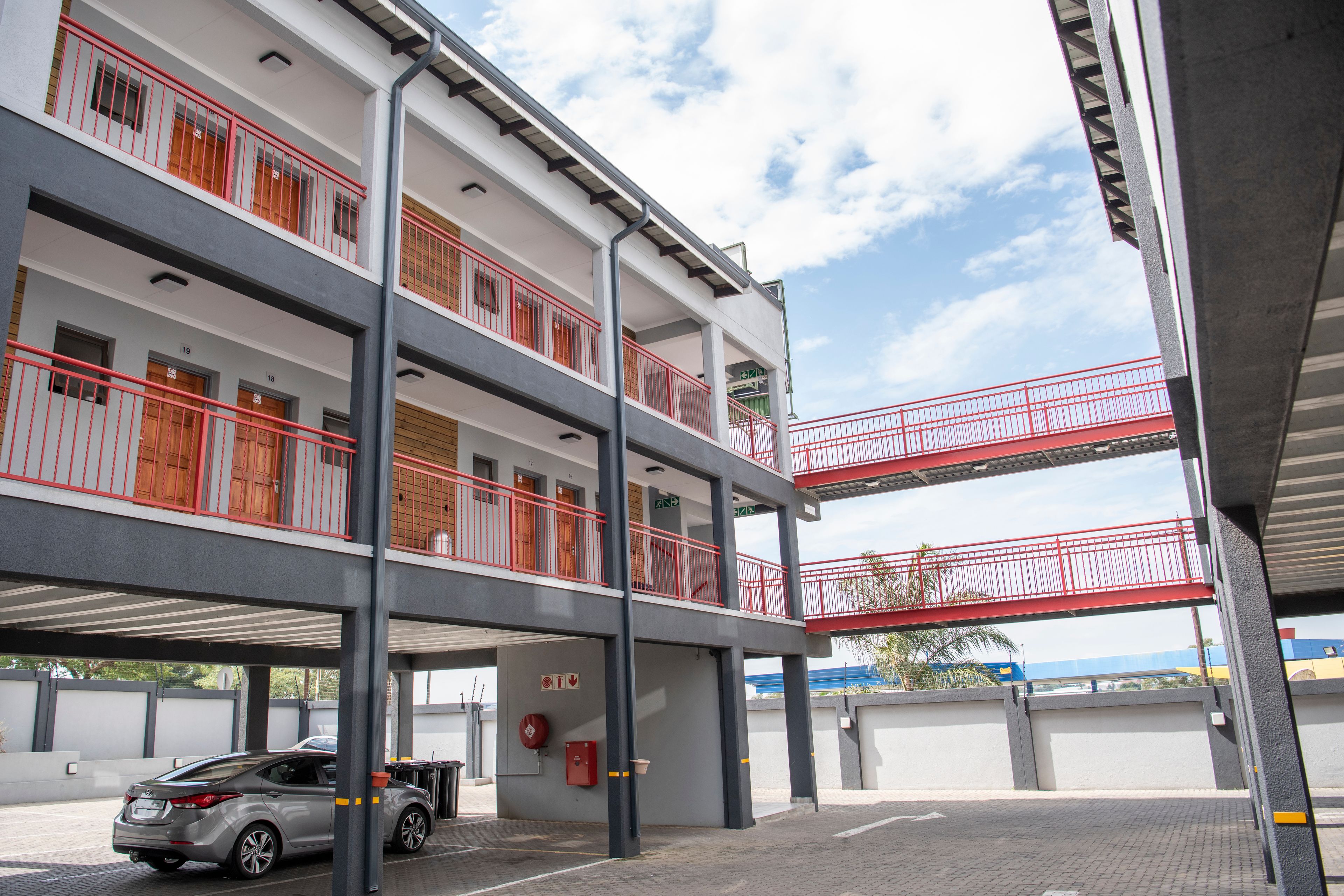 Ecomotel Marlboro 3*