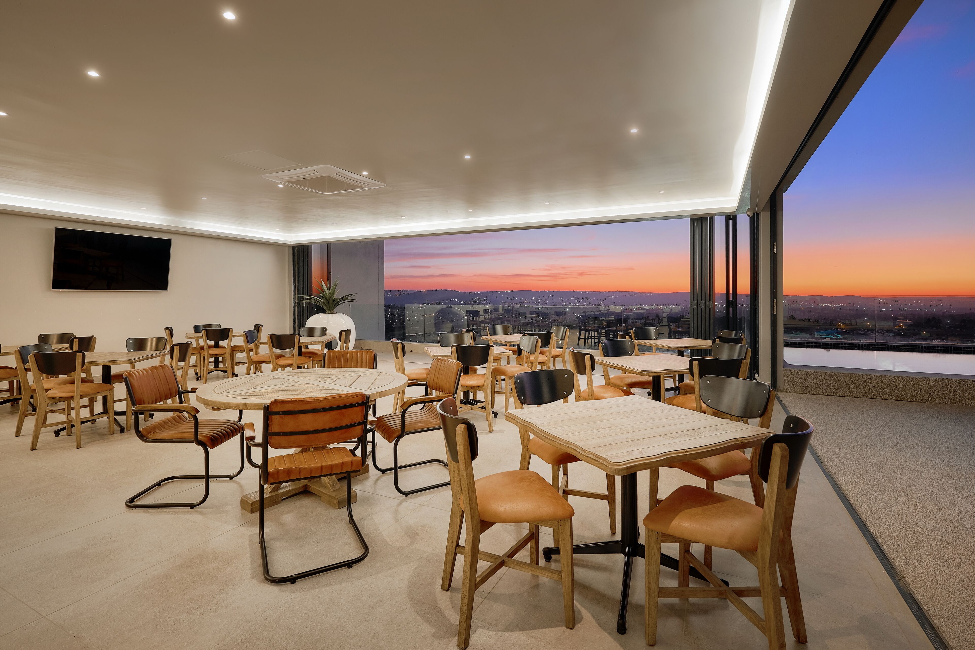 Blueberry Hill Hotel 4*
