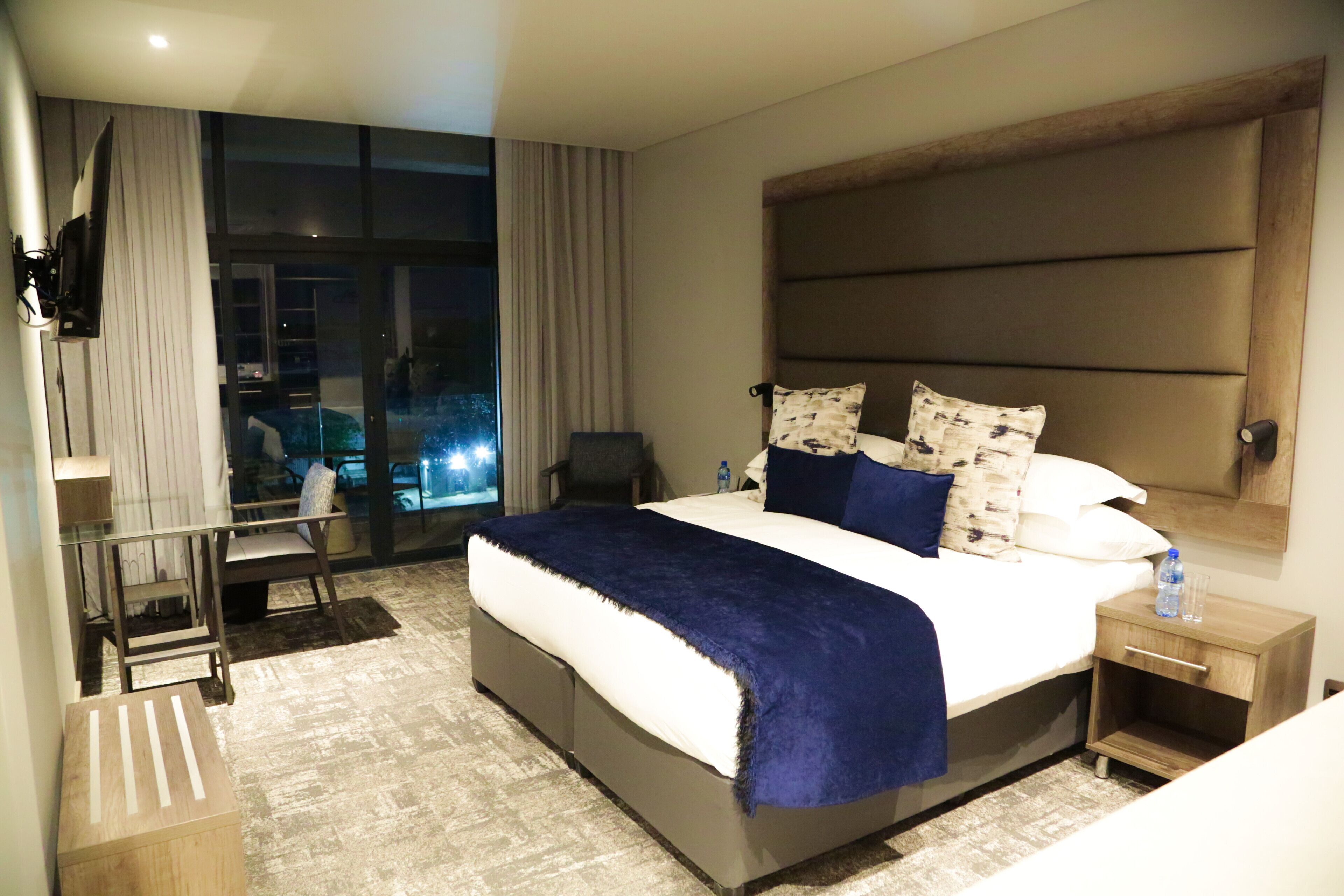 Blueberry Hill Hotel 4*