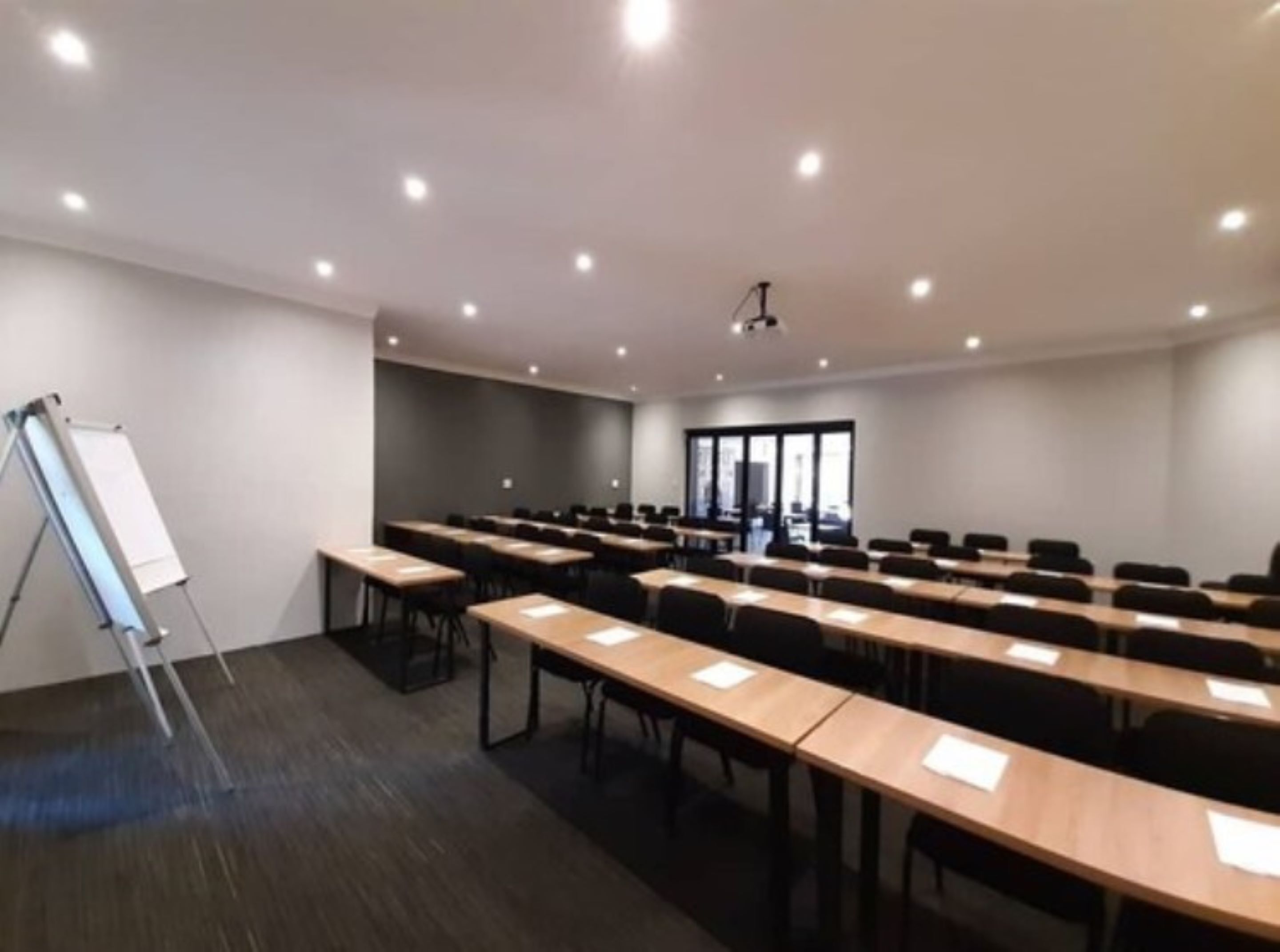Copperwood Hotel and Conferencing 3*