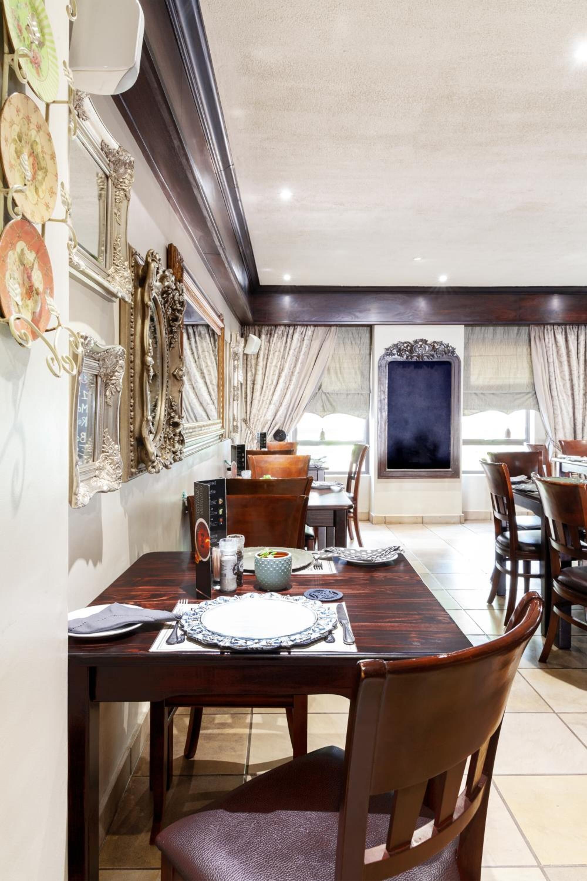 InnJoy Boutique Hotel 3*