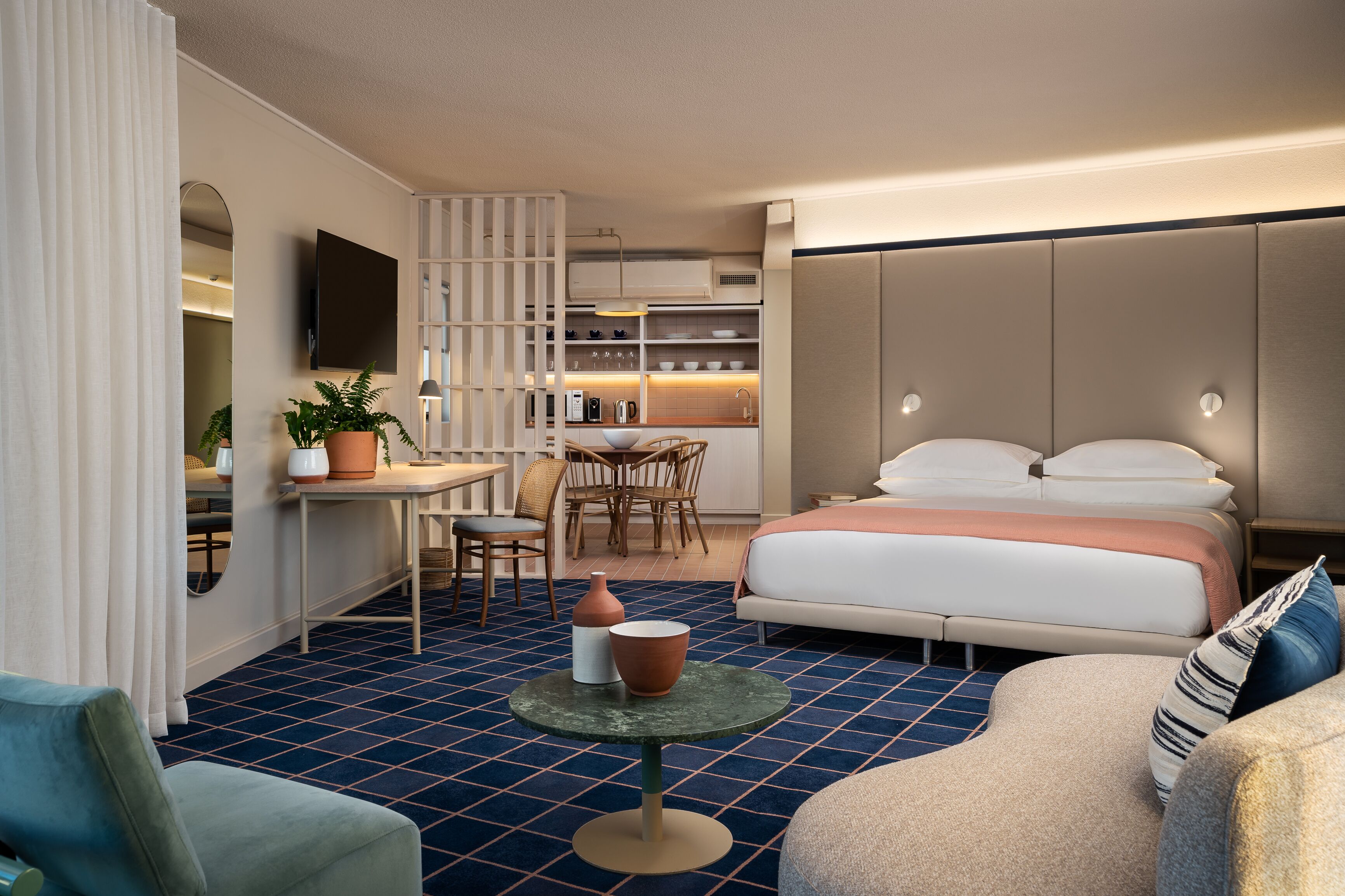 Home Suite Hotels Sea Point 3*