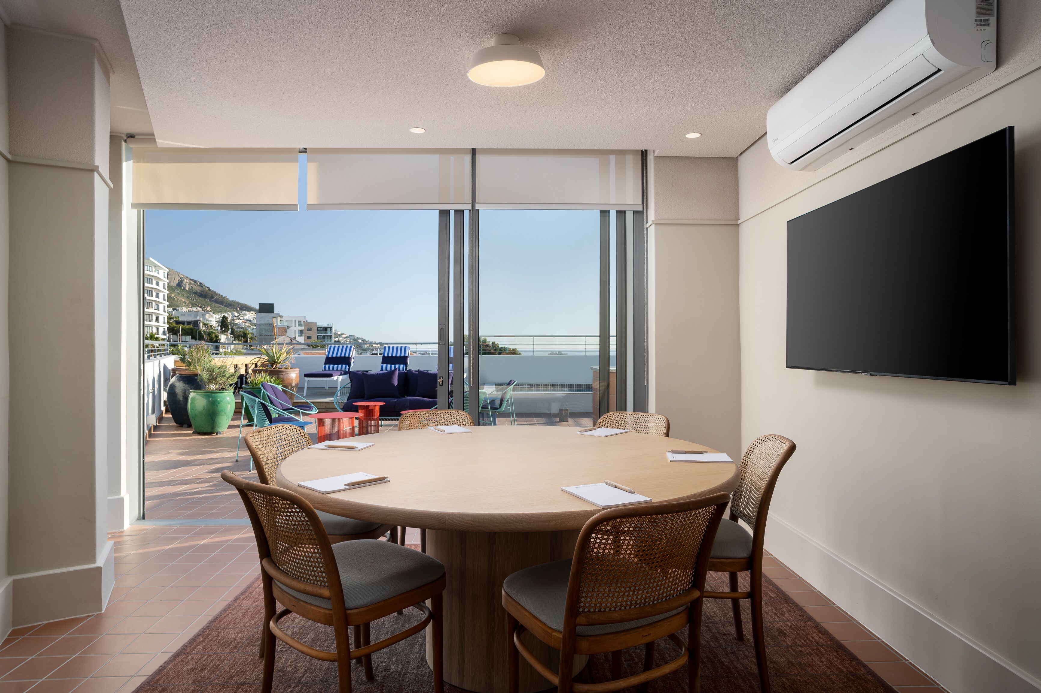 Home Suite Hotels Sea Point 3*