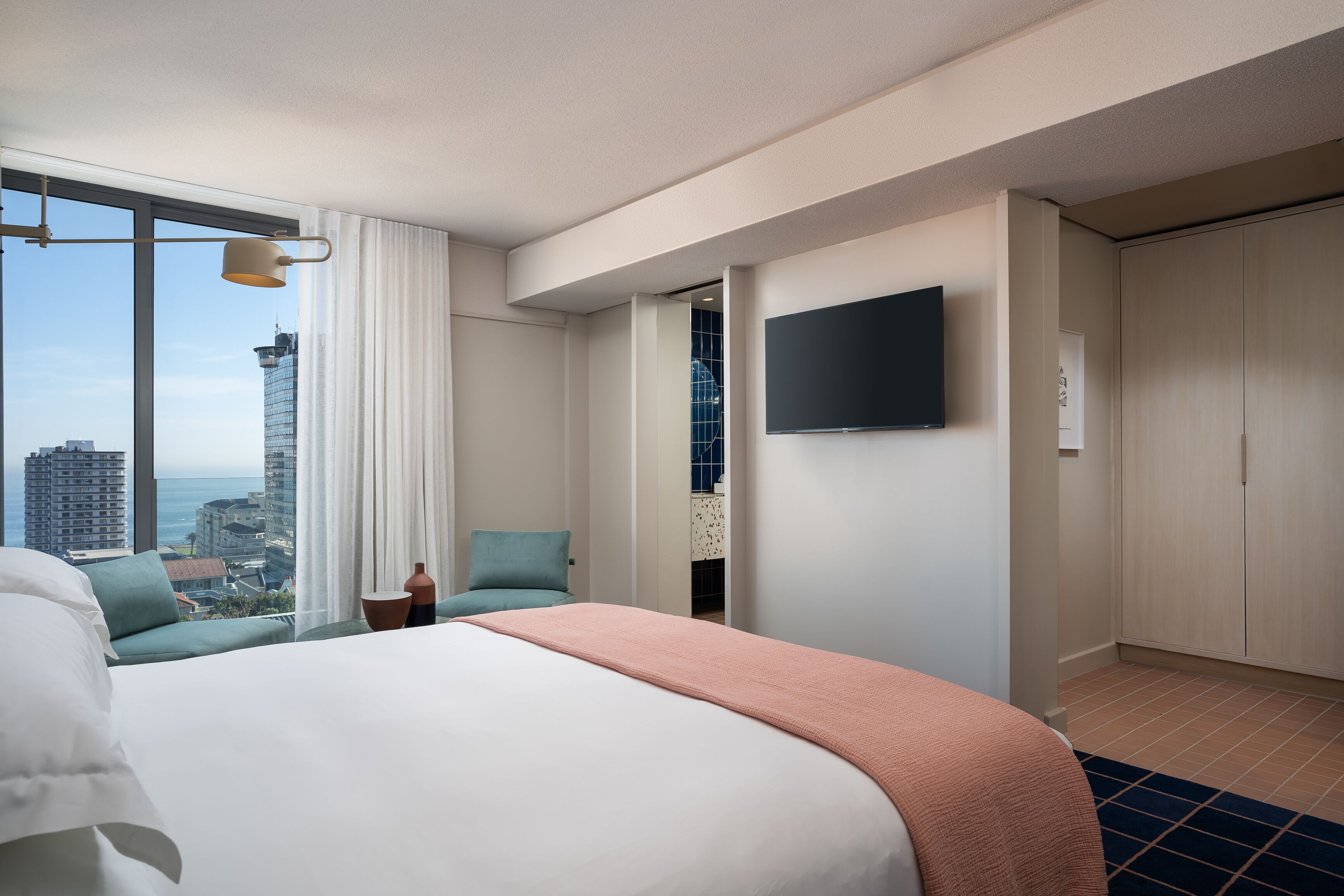 Home Suite Hotels Sea Point 3*