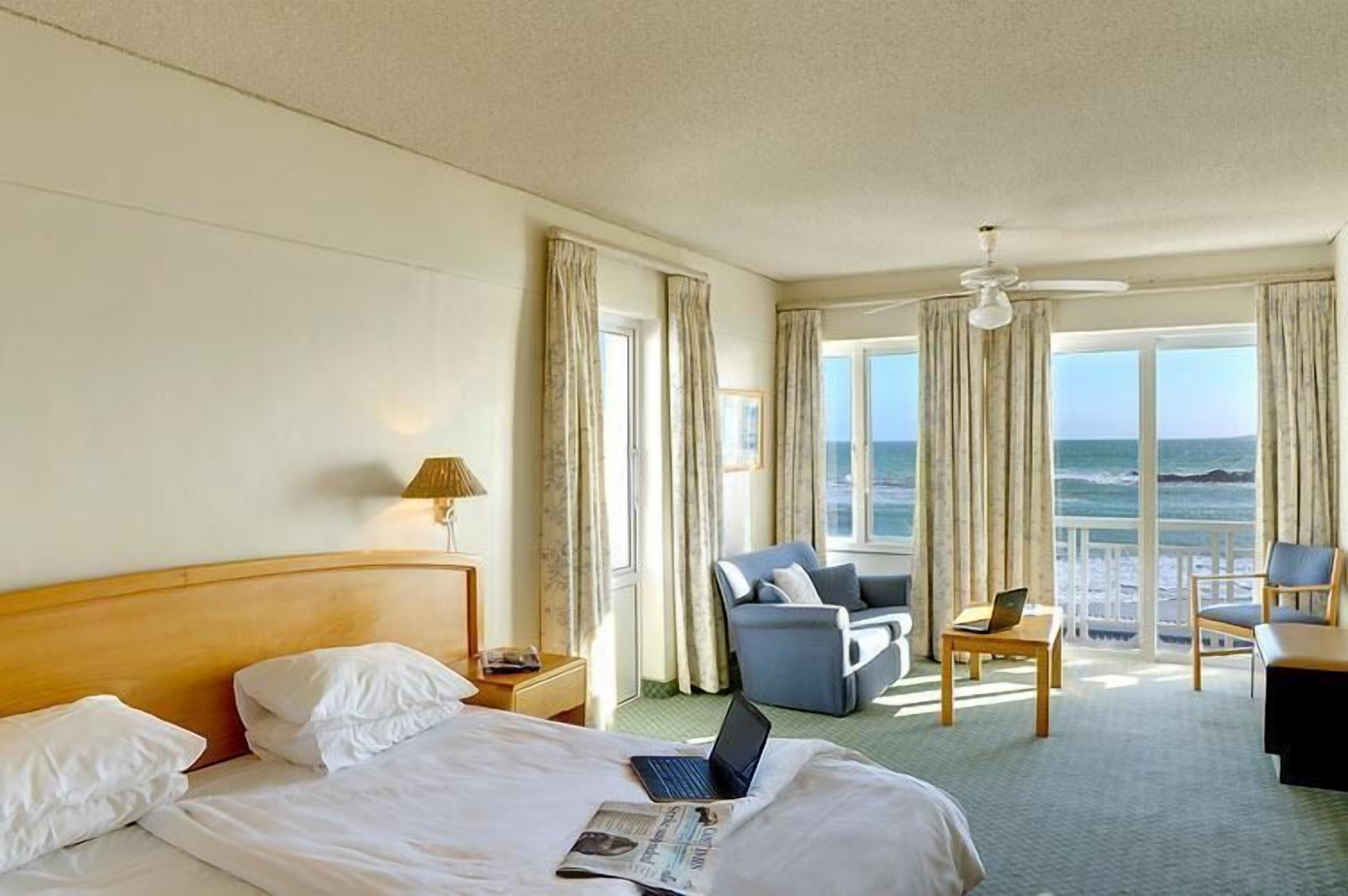 Blue Peter Hotel 3*