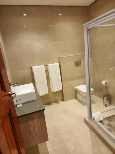 12 Oceans Hotel and Conference Centre 0*