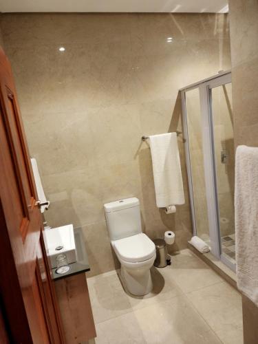 12 Oceans Hotel and Conference Centre 0*