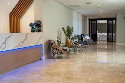 12 Oceans Hotel and Conference Centre 0*