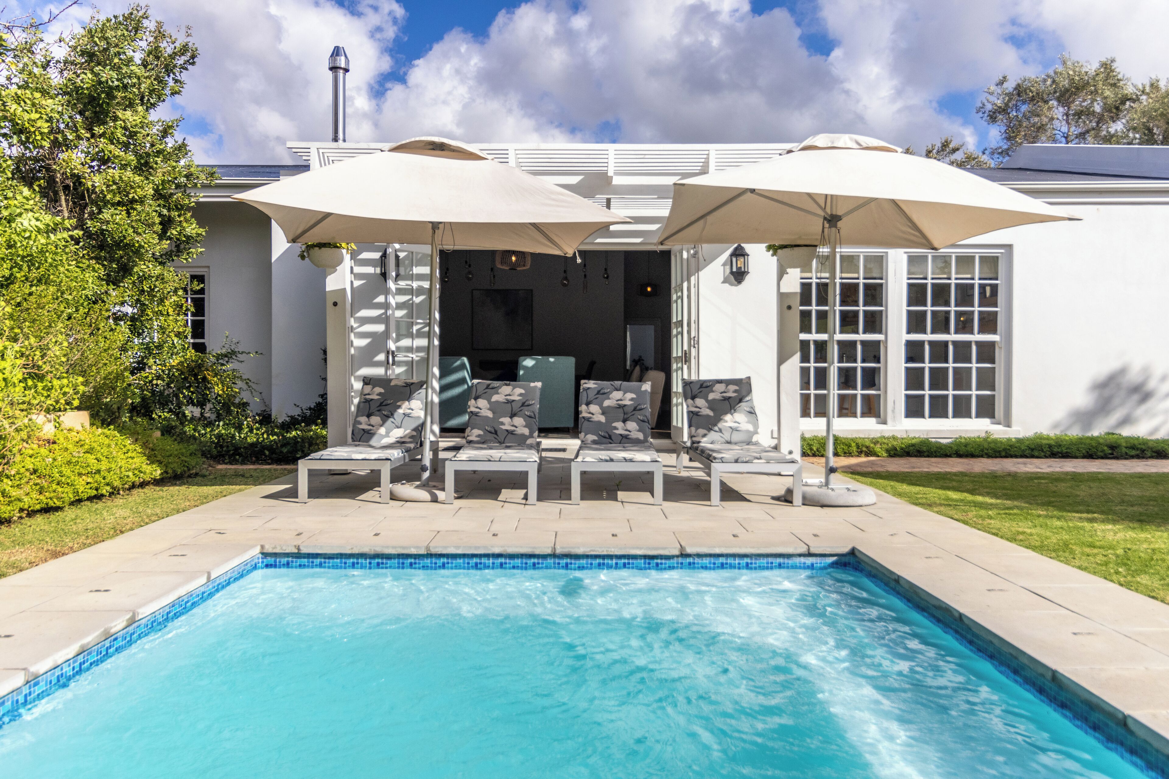 Sunset Farm Stellenbosch 4*