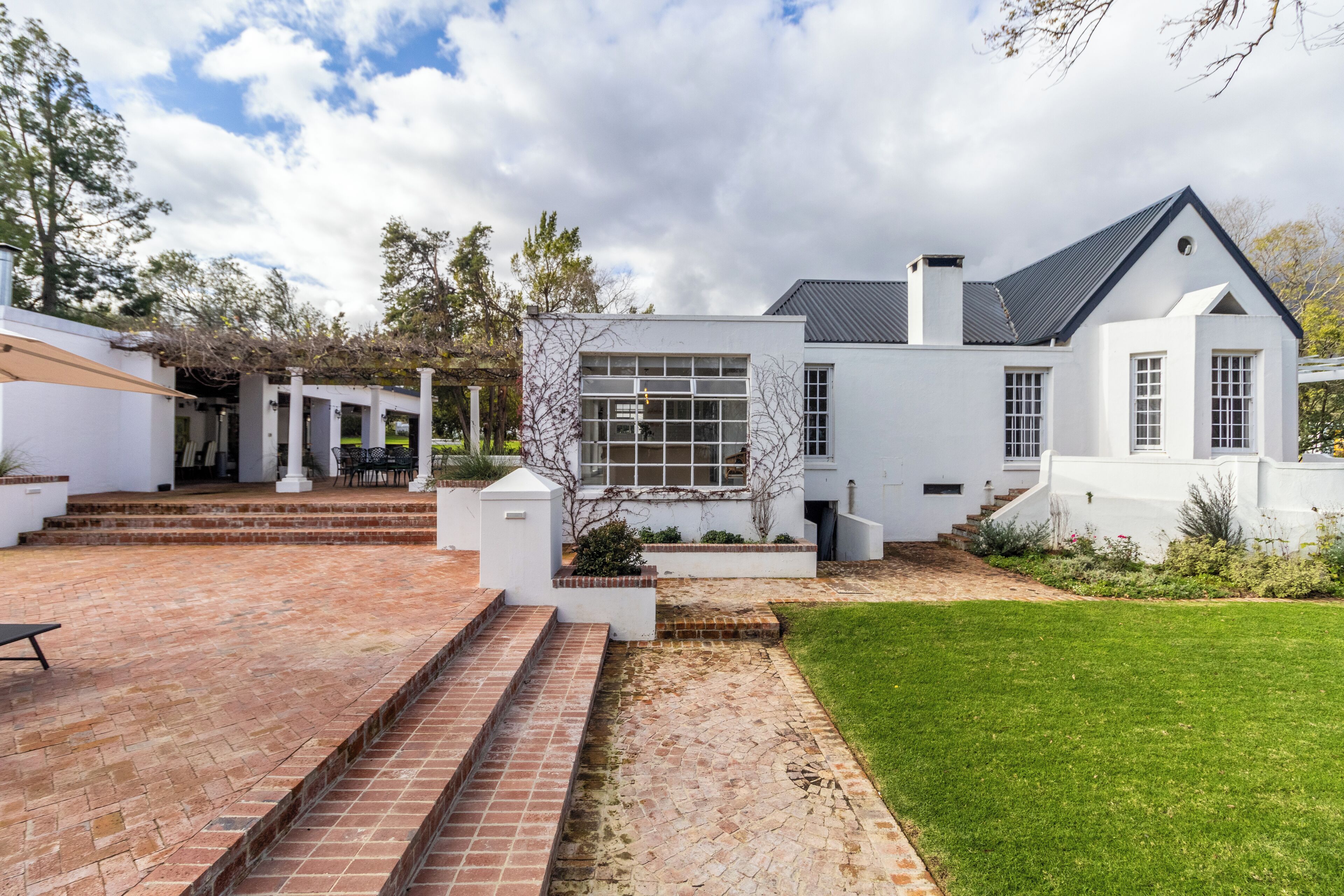 Sunset Farm Stellenbosch 4*