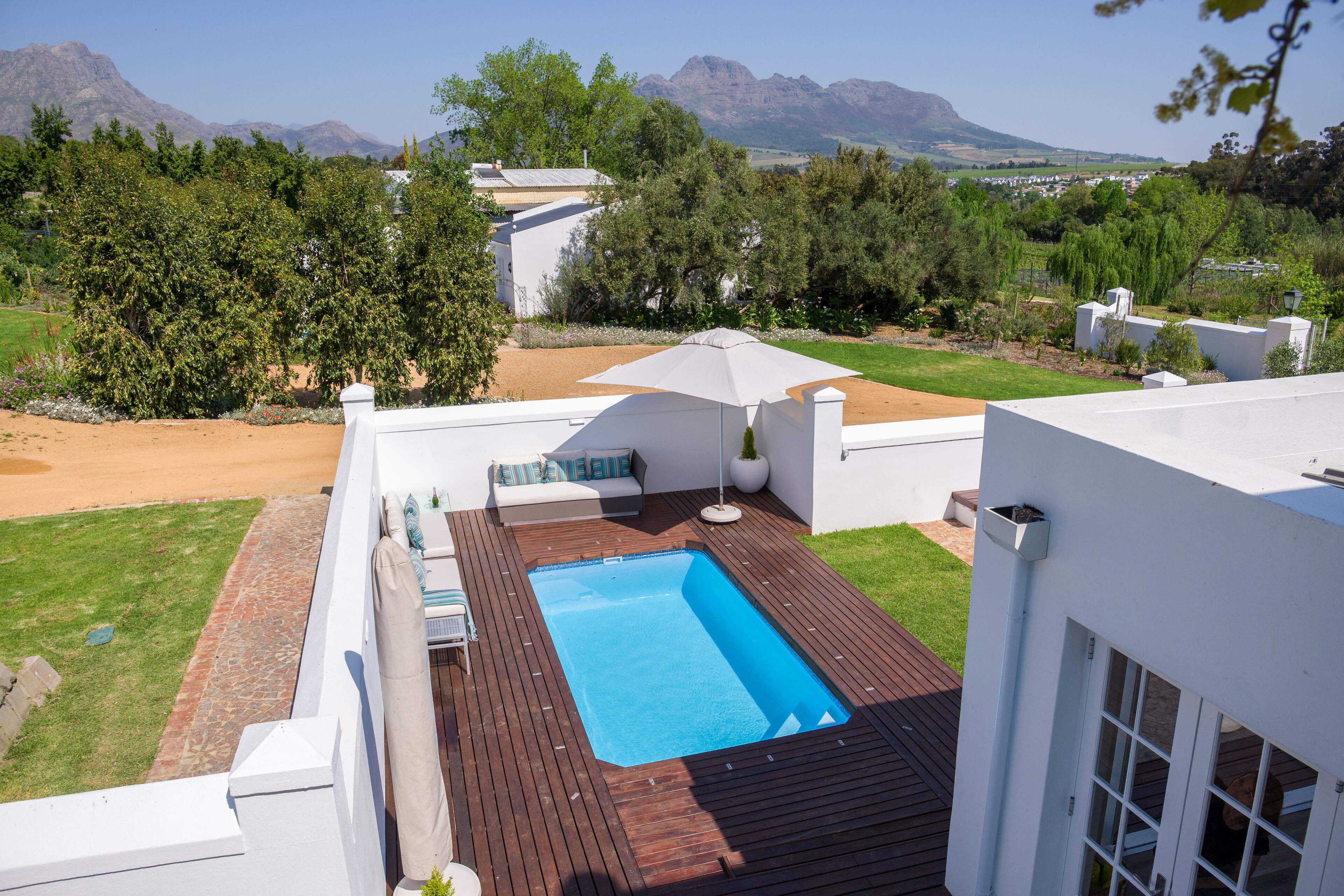 Sunset Farm Stellenbosch 4*