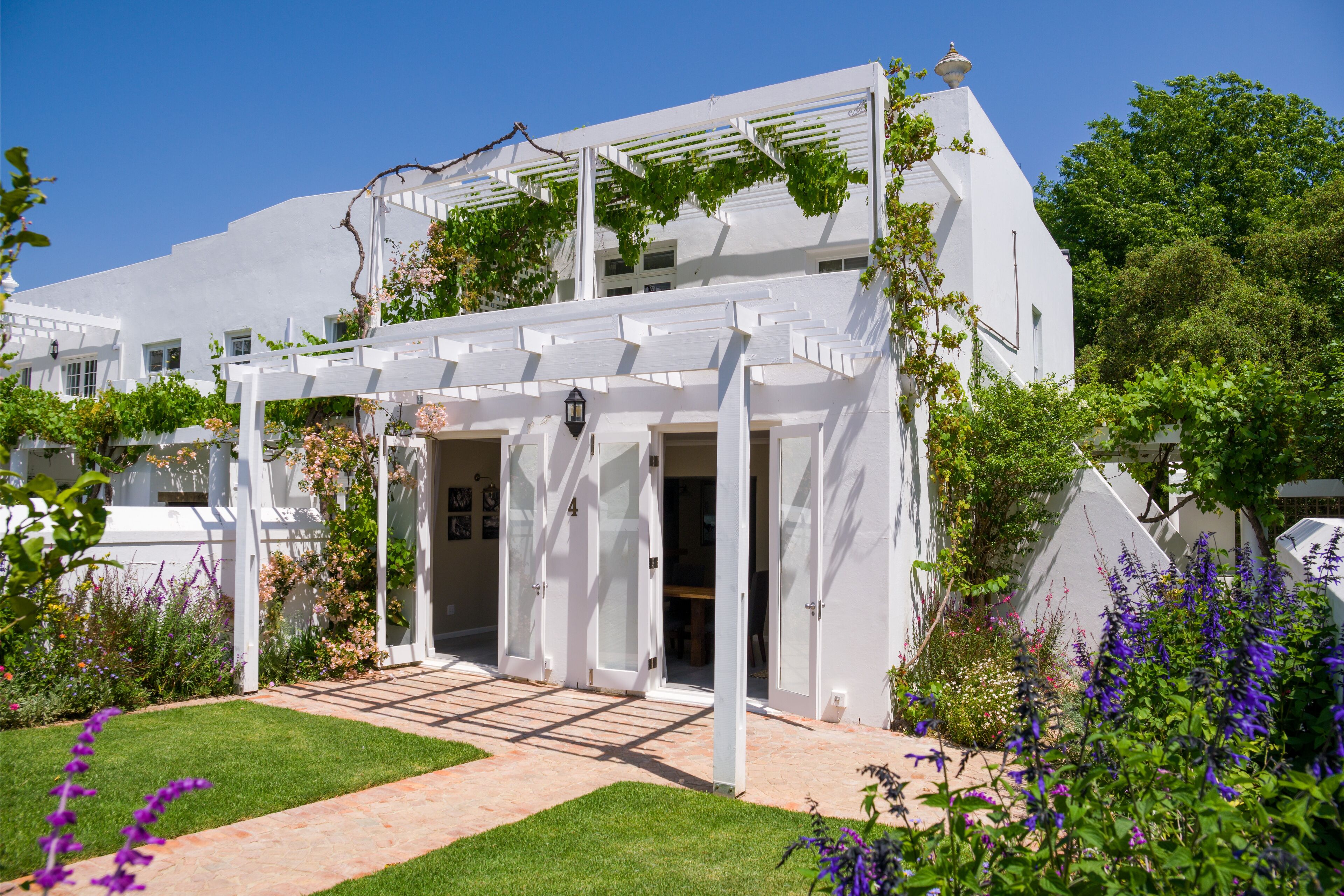 Sunset Farm Stellenbosch 4*