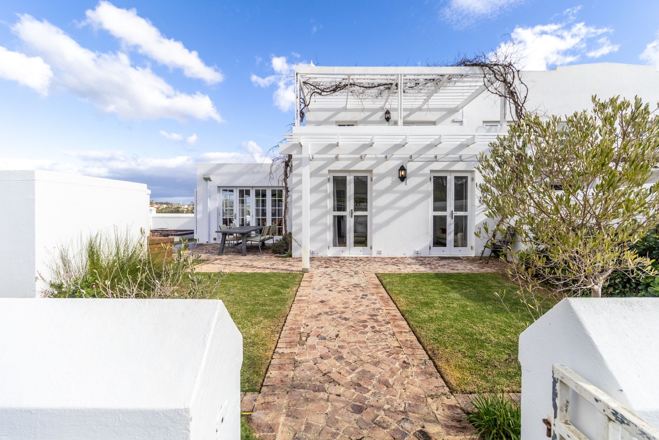 Sunset Farm Stellenbosch 4*