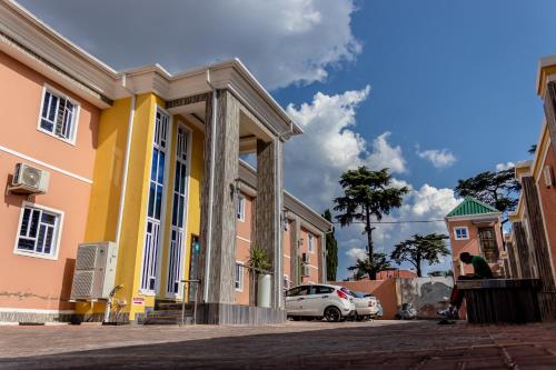 Gold Crown international Hotel 0*