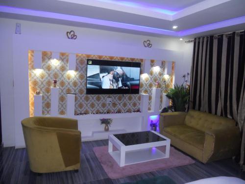 Gold Crown international Hotel 0*