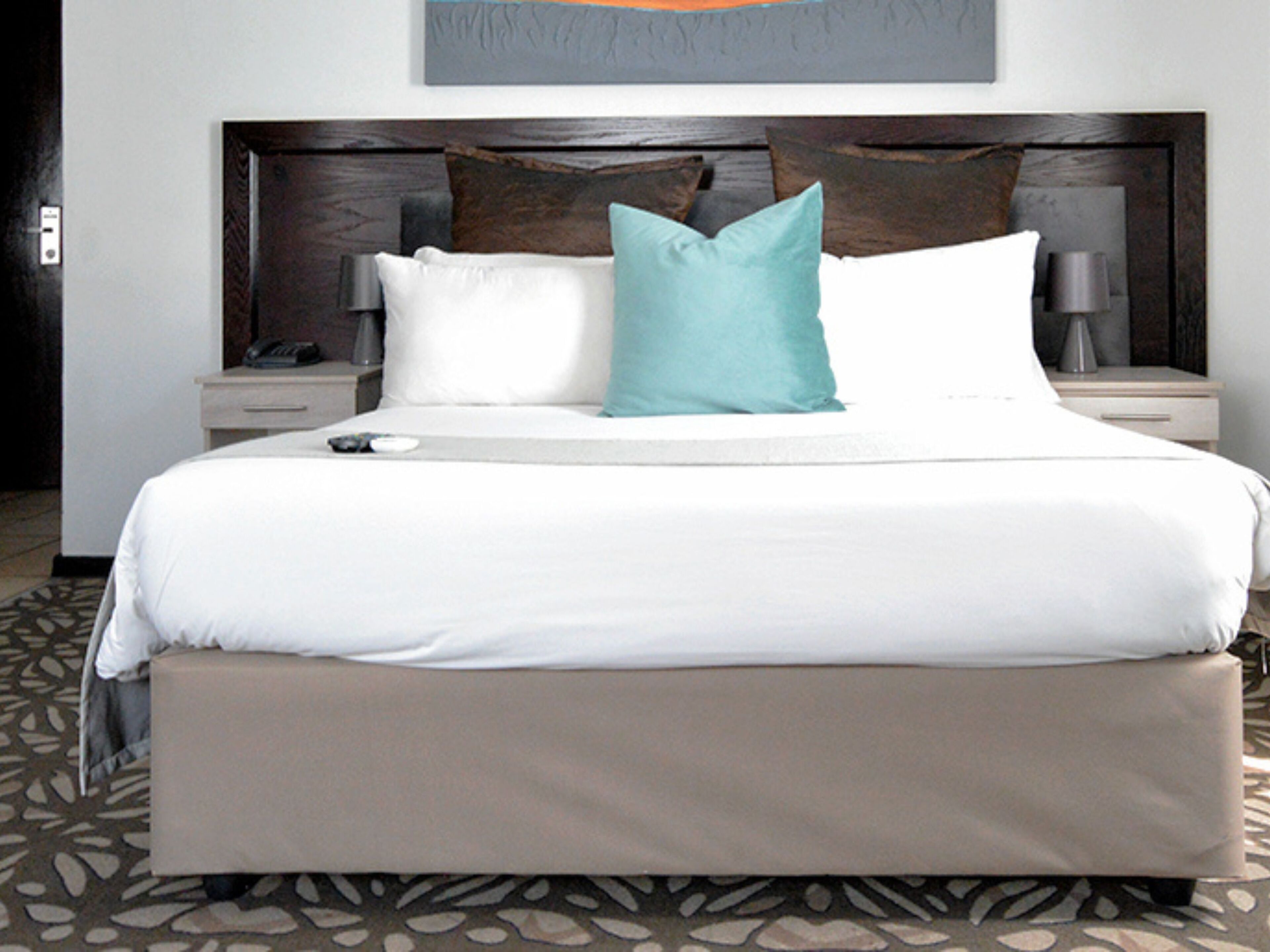 ANEW Hotel & Convention Centre OR Tambo 4*