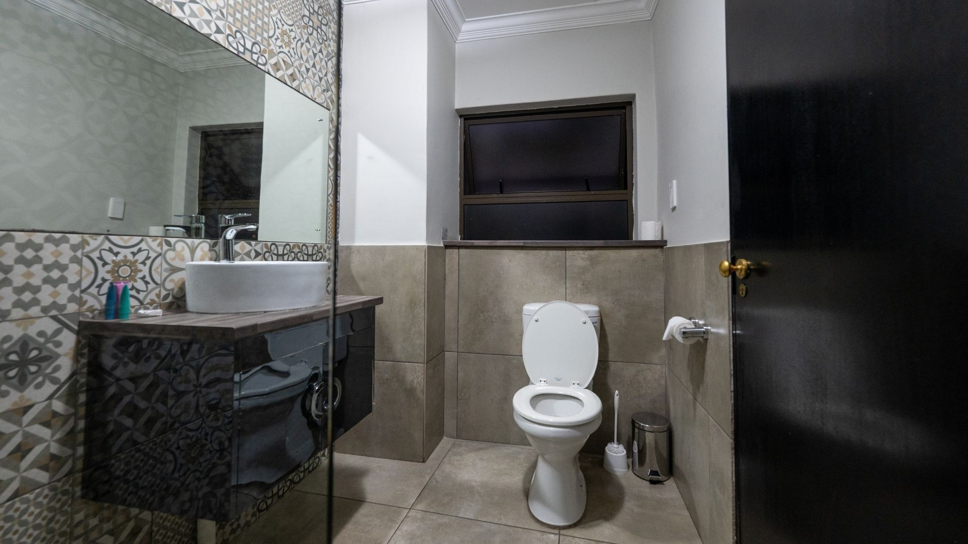 ANEW Hotel & Convention Centre OR Tambo 4*