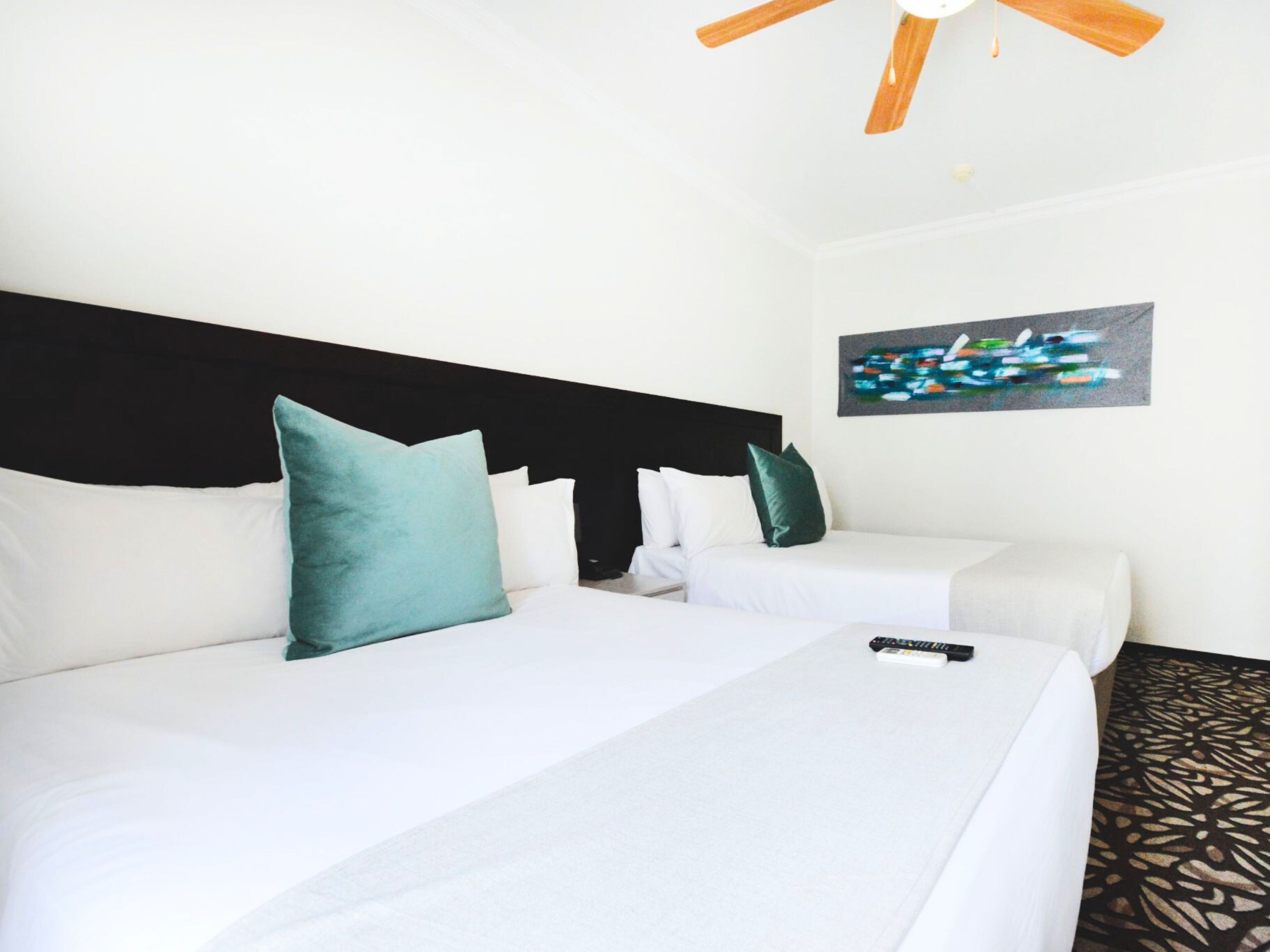 ANEW Hotel & Convention Centre OR Tambo 4*