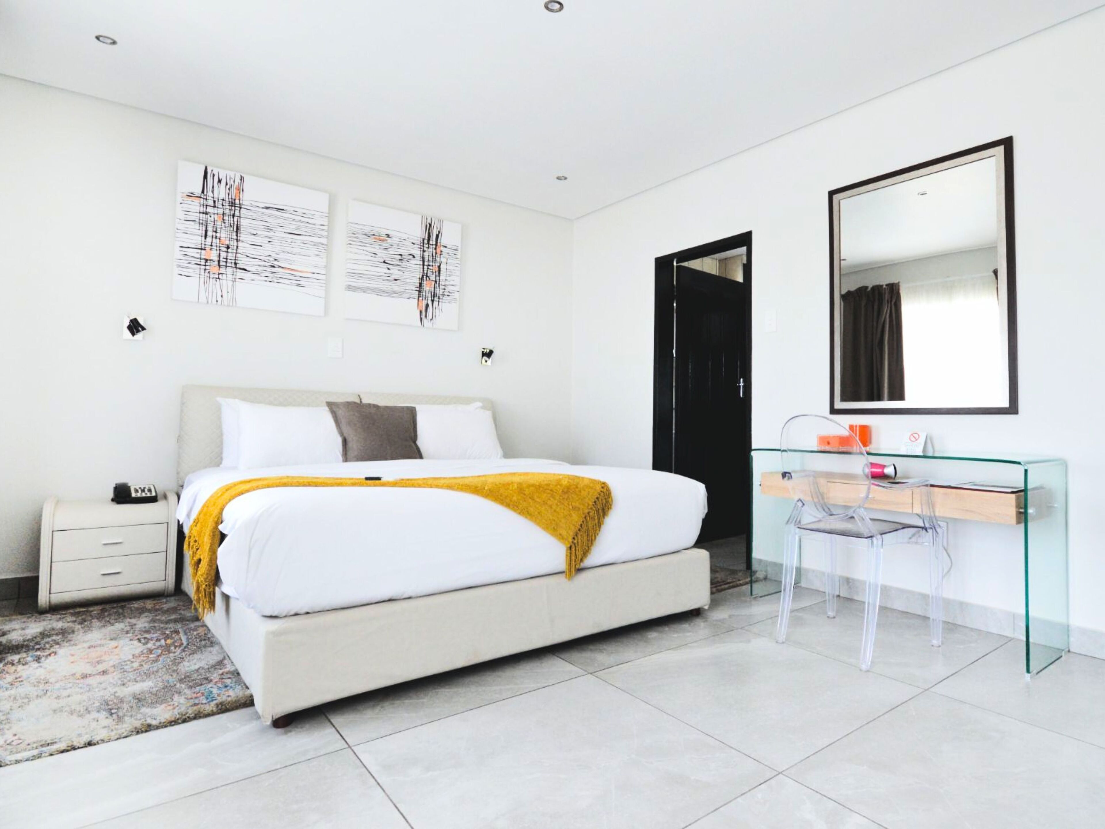 ANEW Hotel & Convention Centre OR Tambo 4*