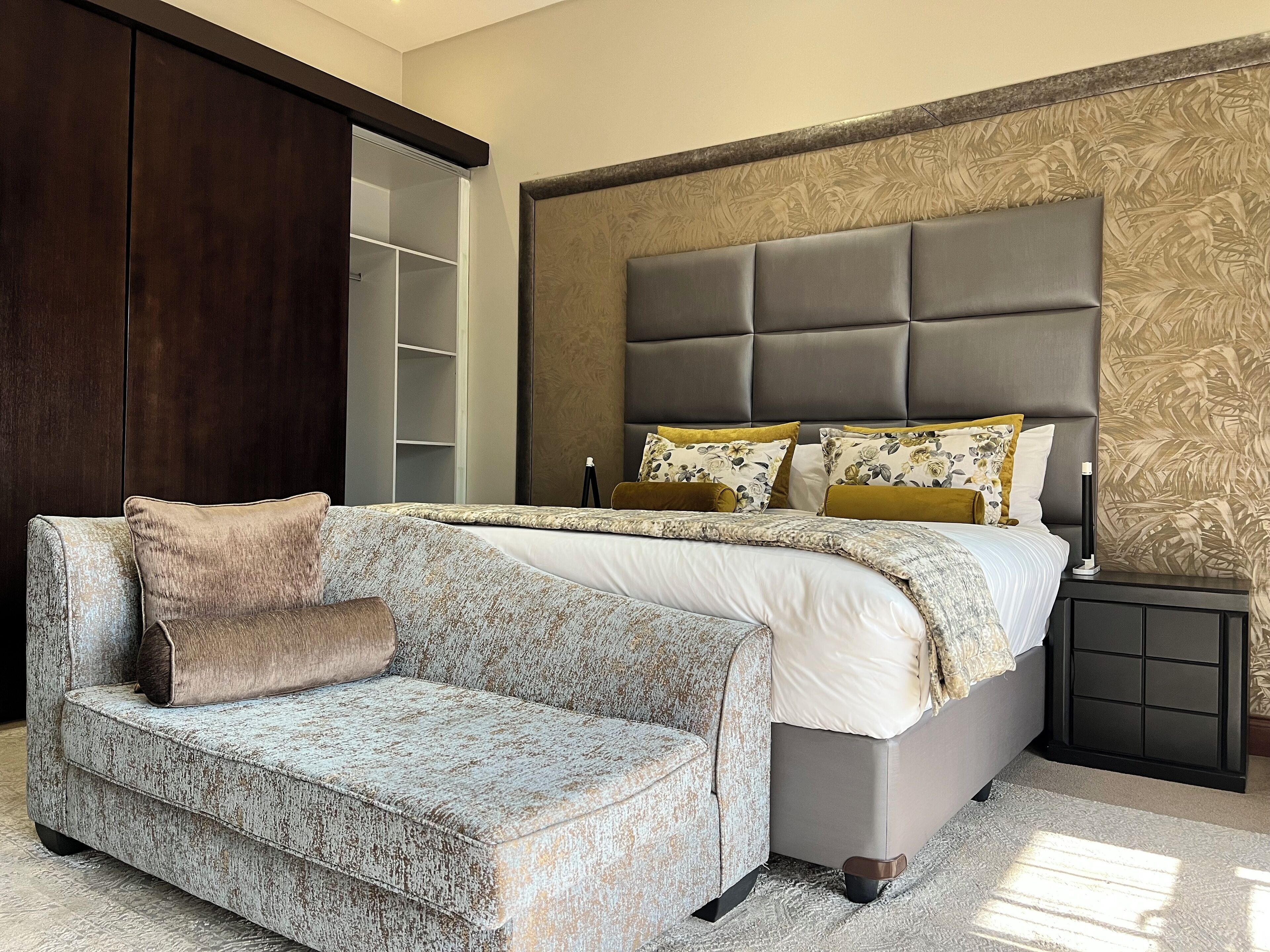 ONE O EIGHT BOUTIQUE HOTEL 4*