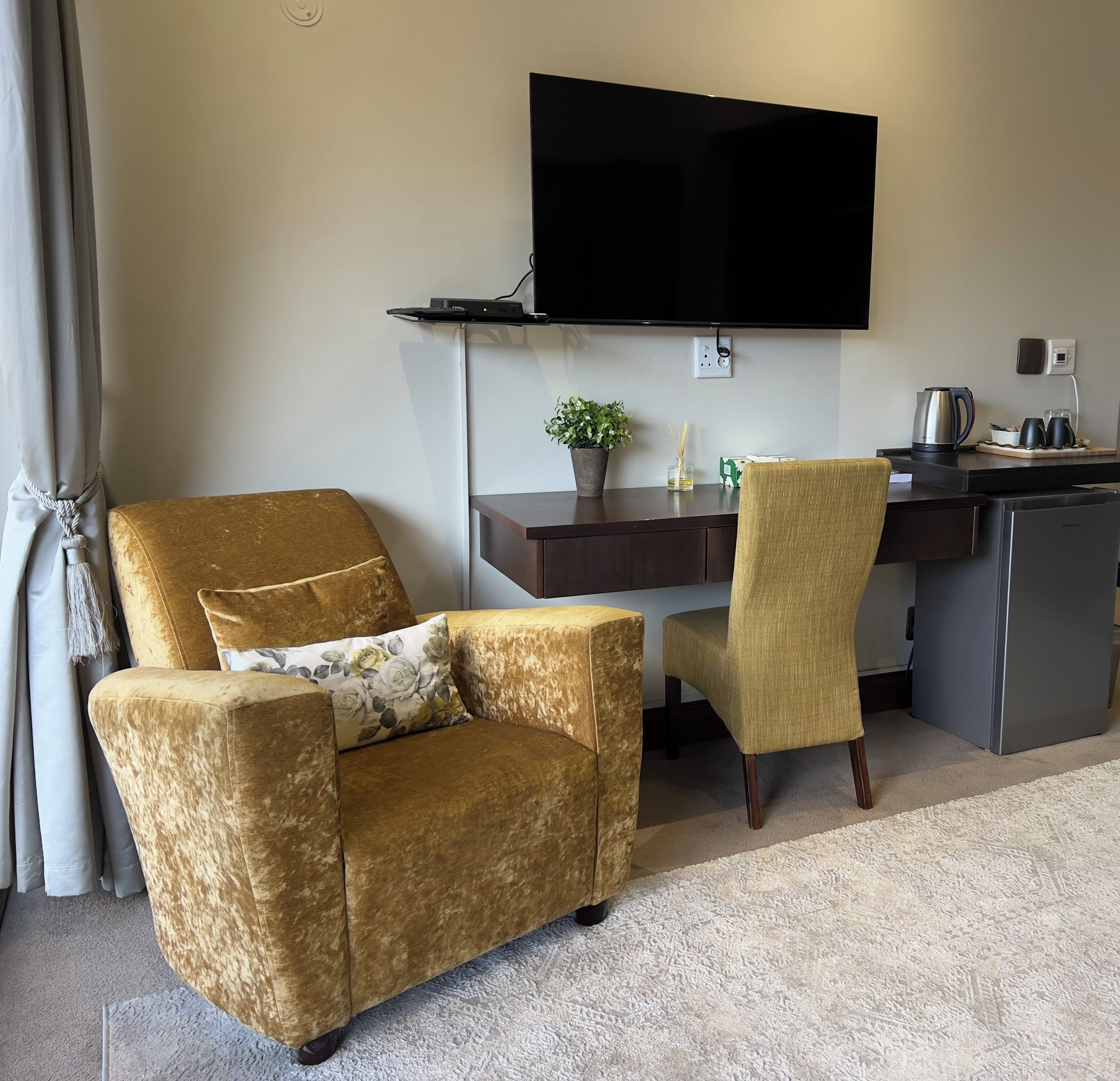 ONE O EIGHT BOUTIQUE HOTEL 4*