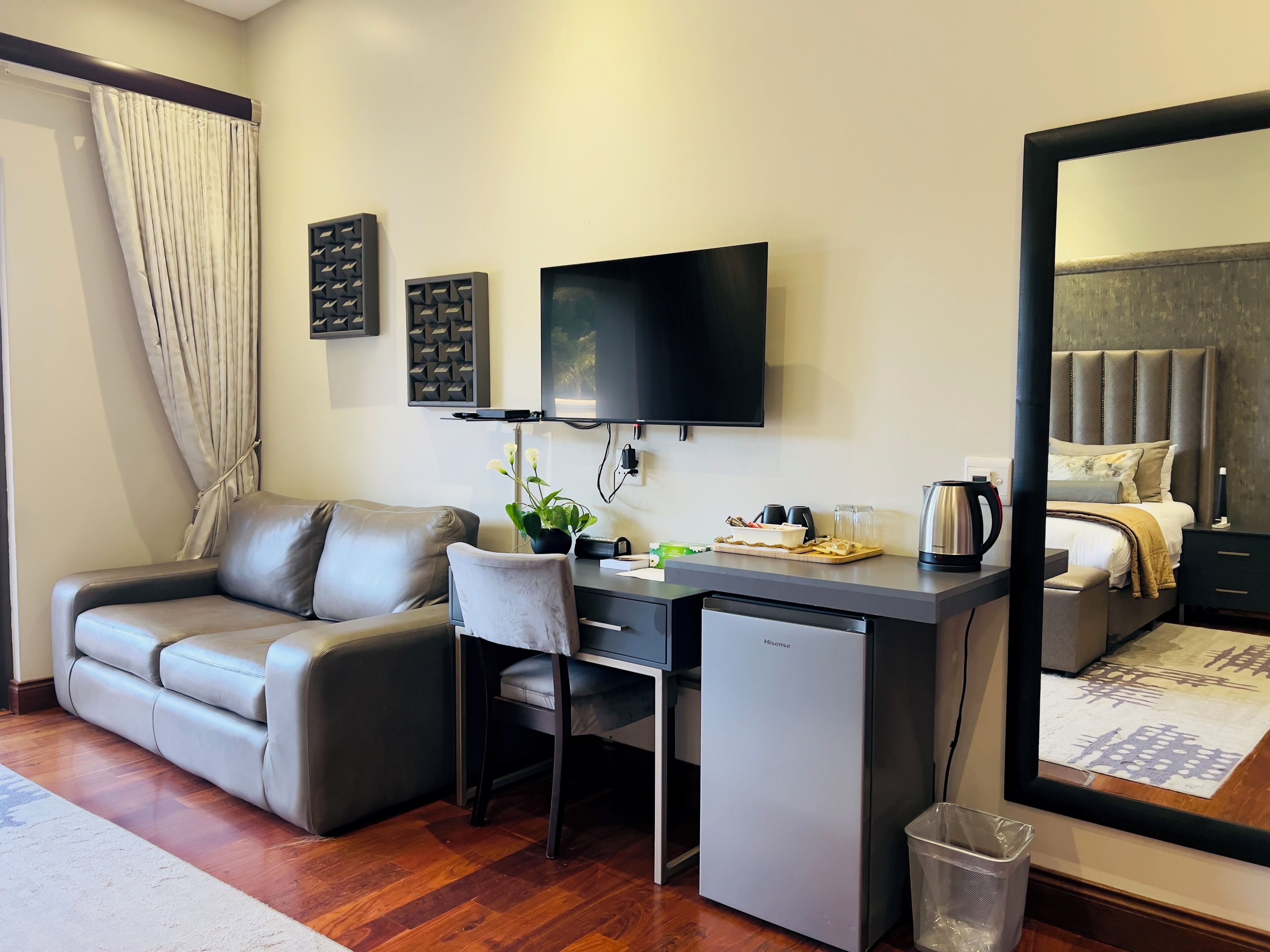 ONE O EIGHT BOUTIQUE HOTEL 4*