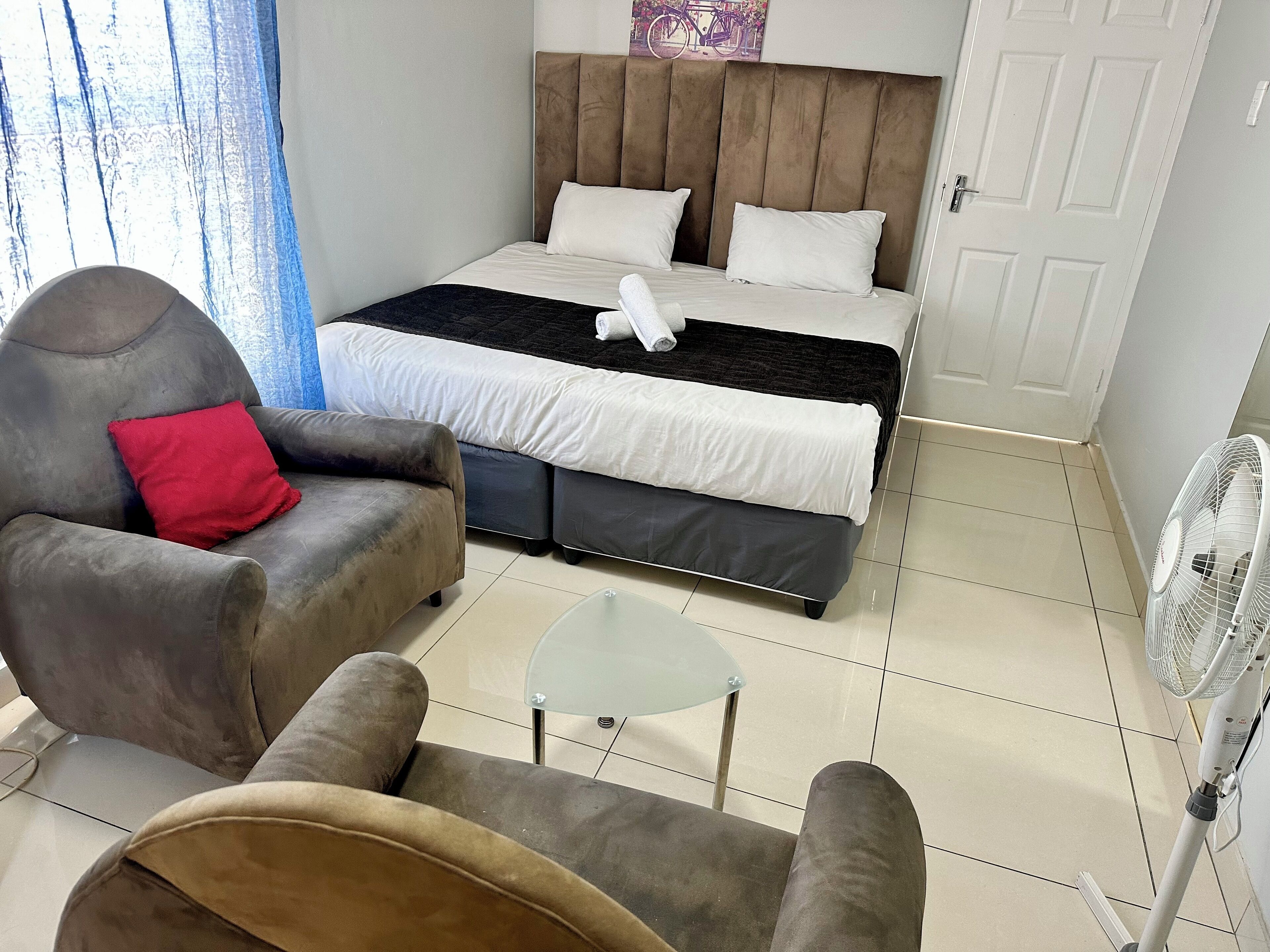 Mowetu Guest House 2*