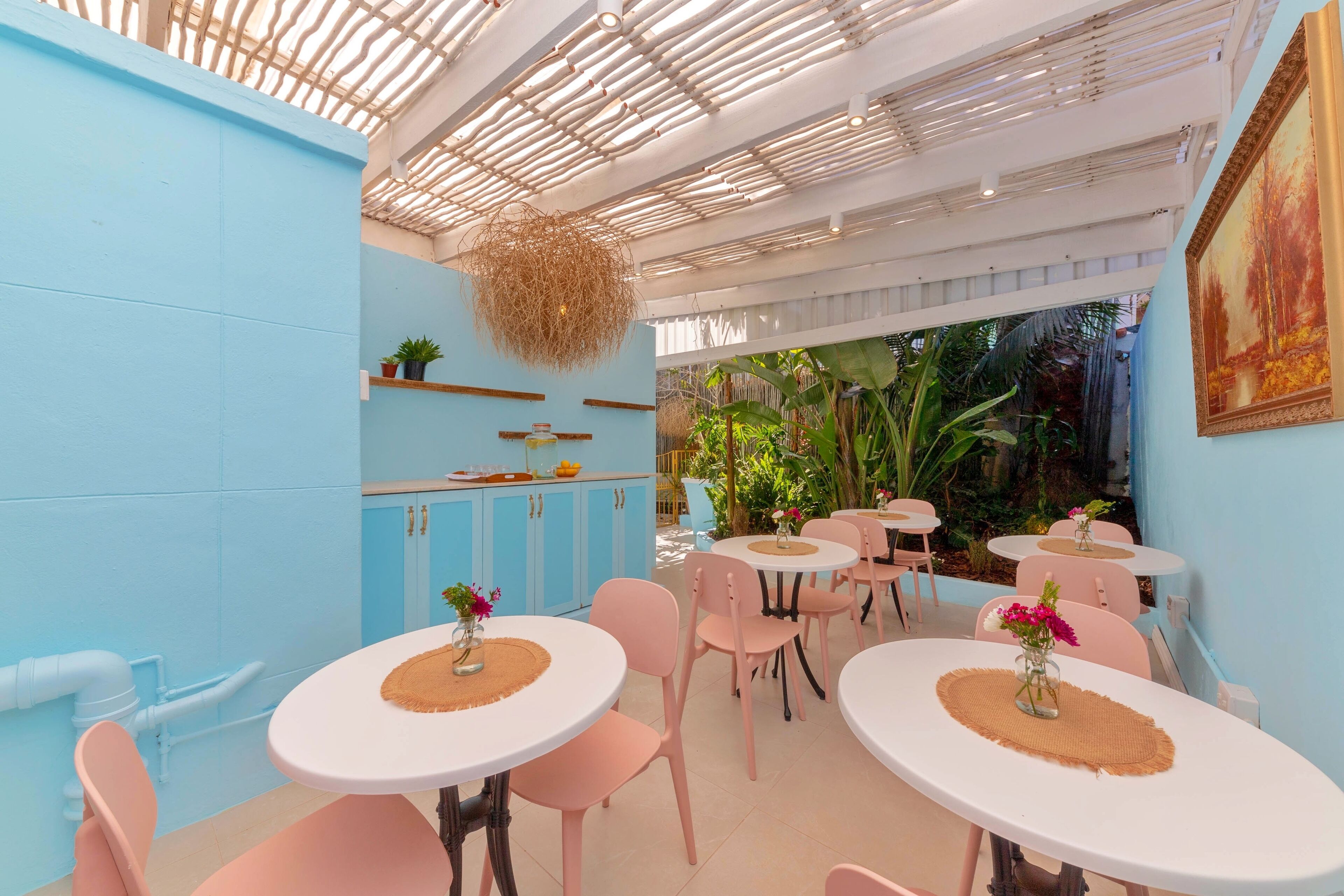 Amina Boutique Hotel 3*