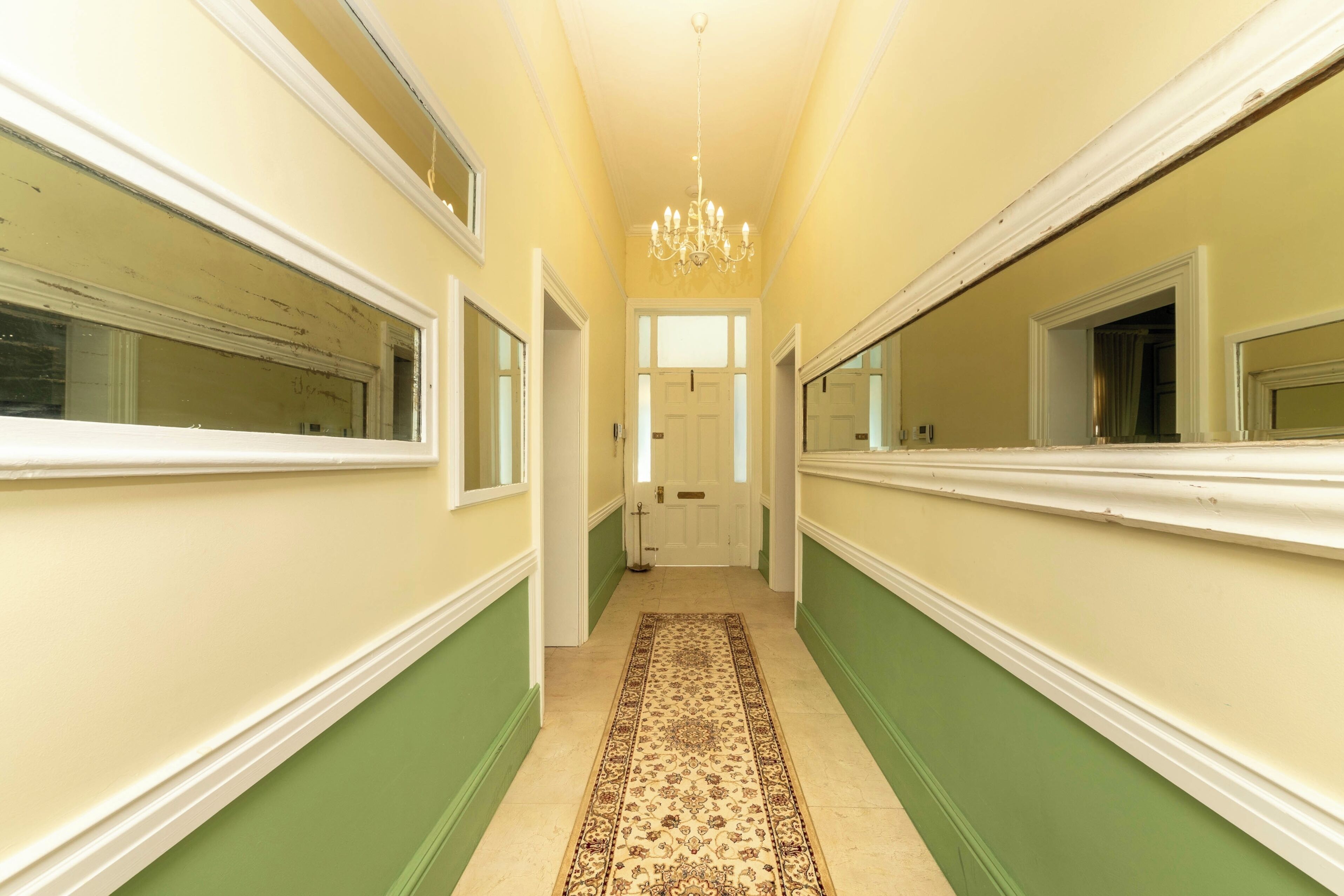 Amina Boutique Hotel 3*