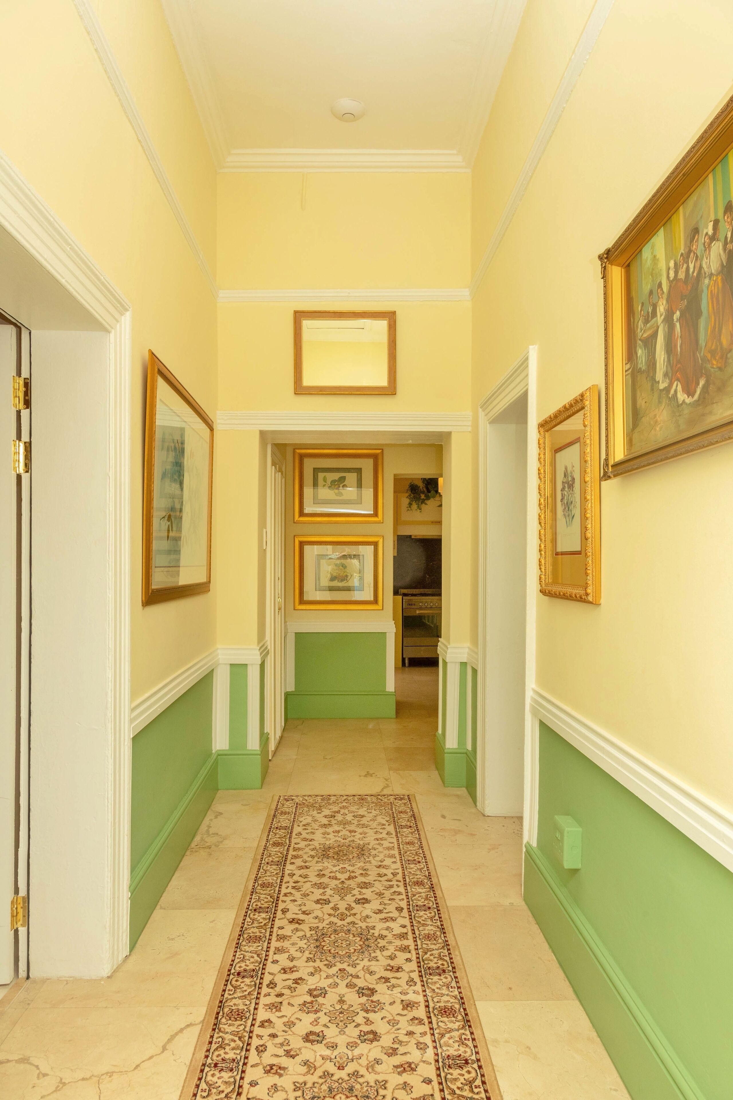 Amina Boutique Hotel 3*