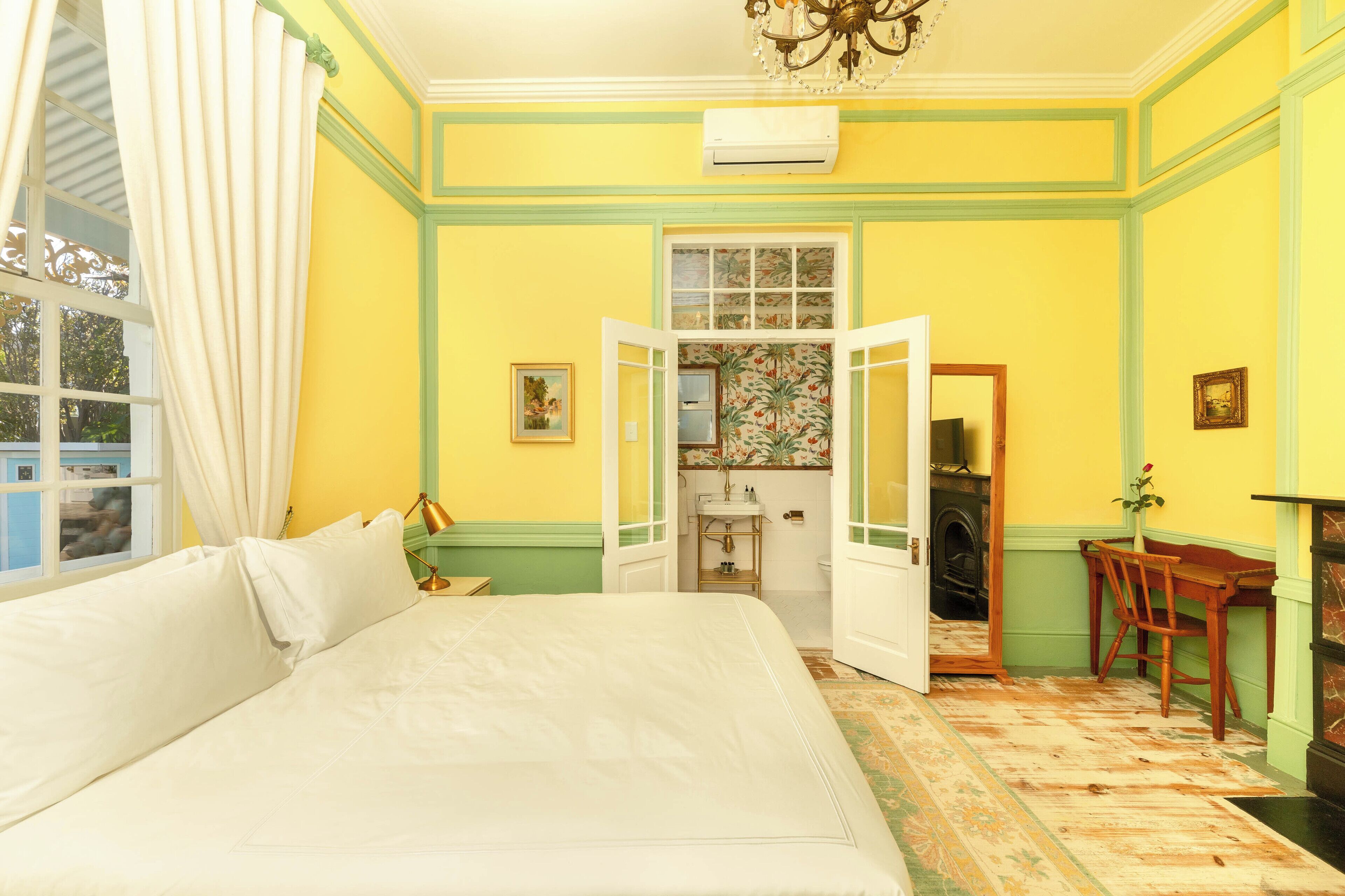 Amina Boutique Hotel 3*