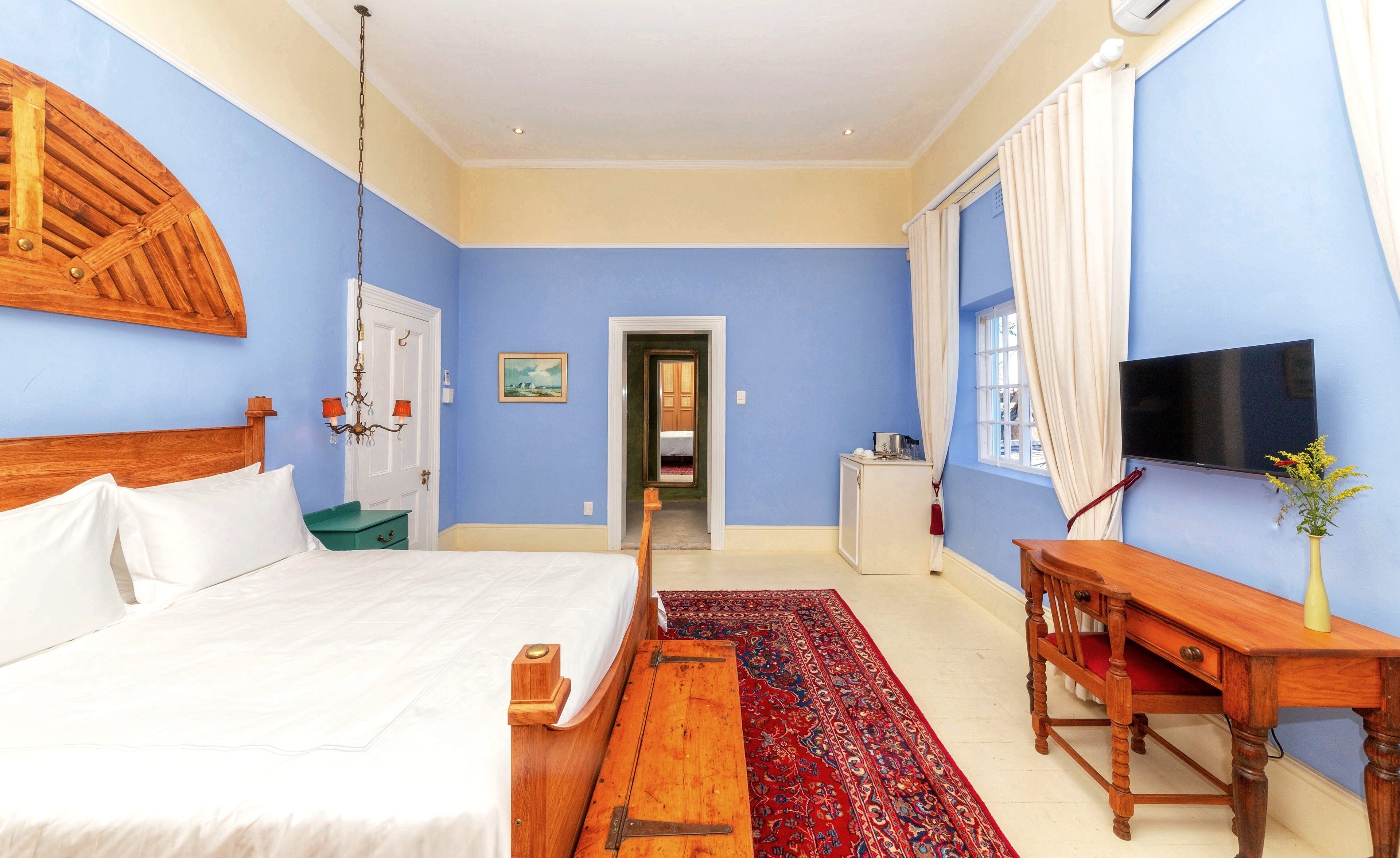 Amina Boutique Hotel 3*