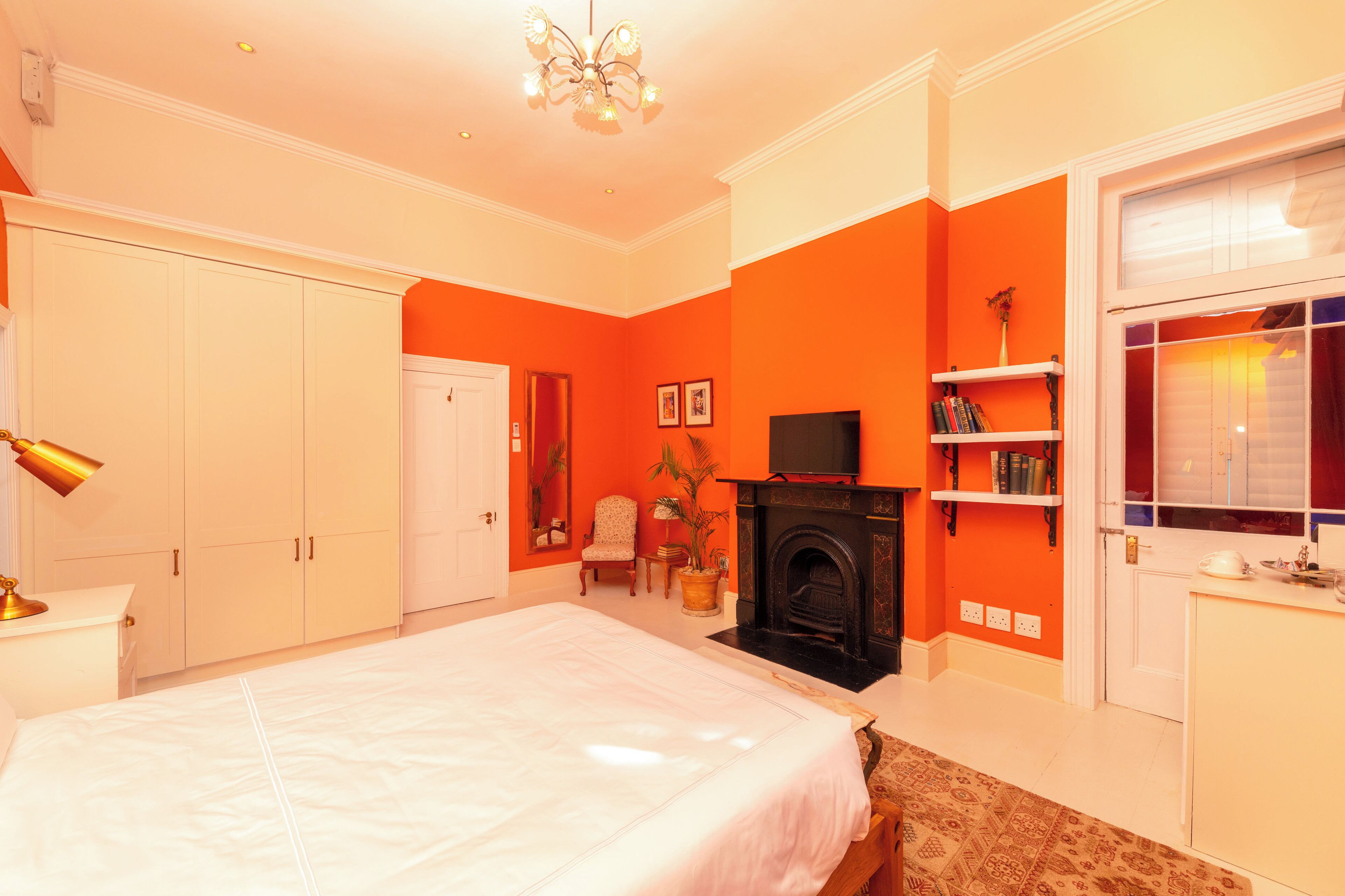 Amina Boutique Hotel 3*