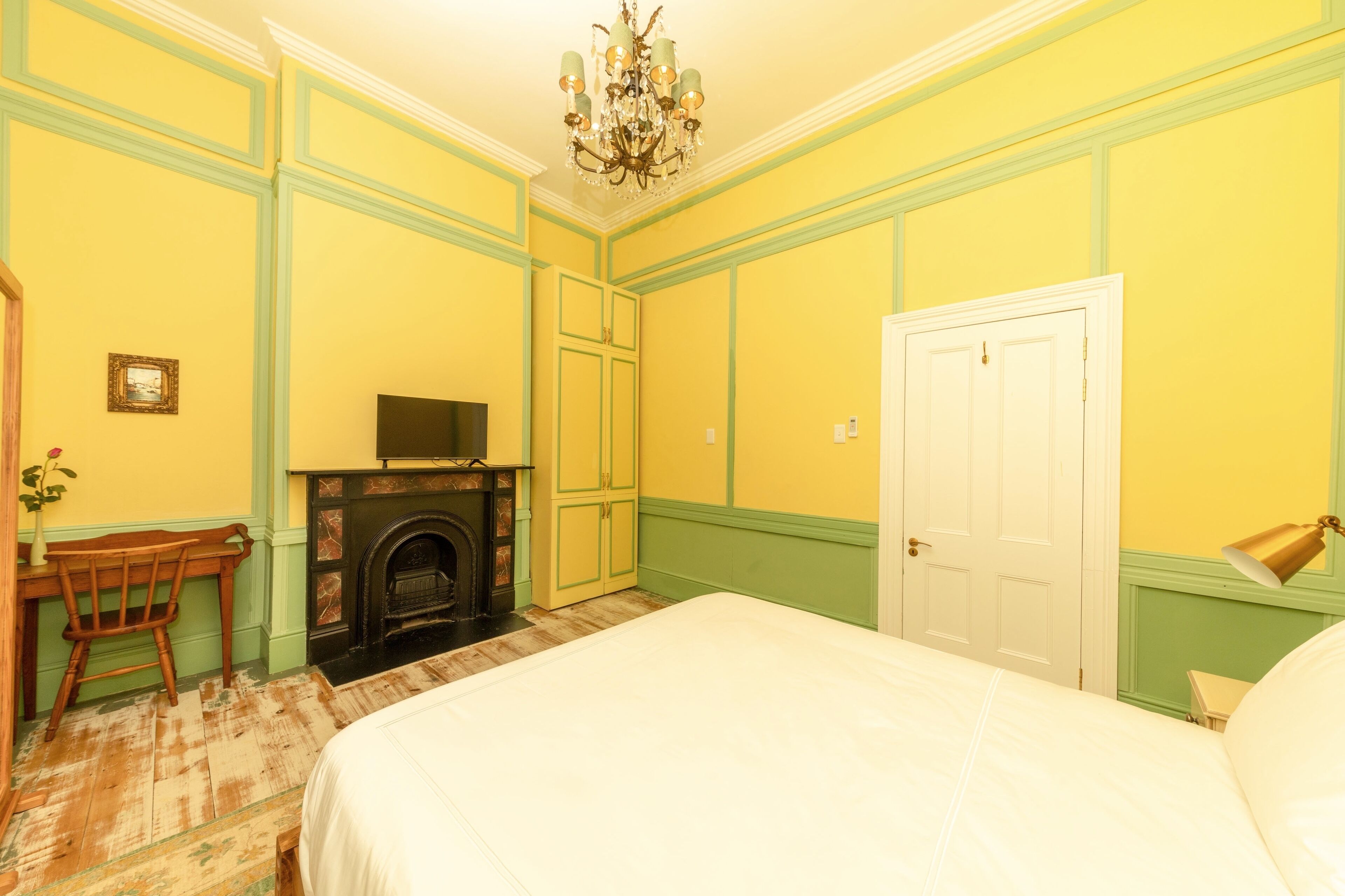 Amina Boutique Hotel 3*