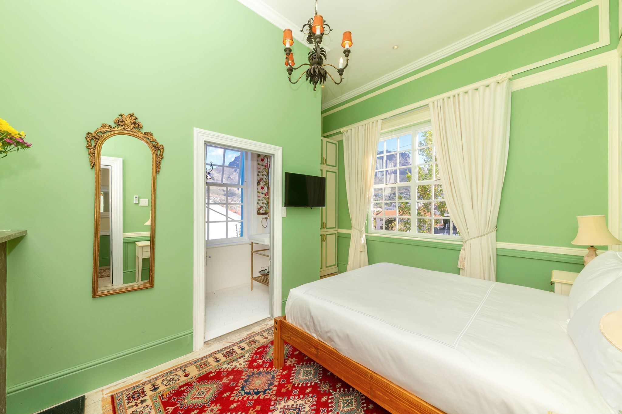 Amina Boutique Hotel 3*