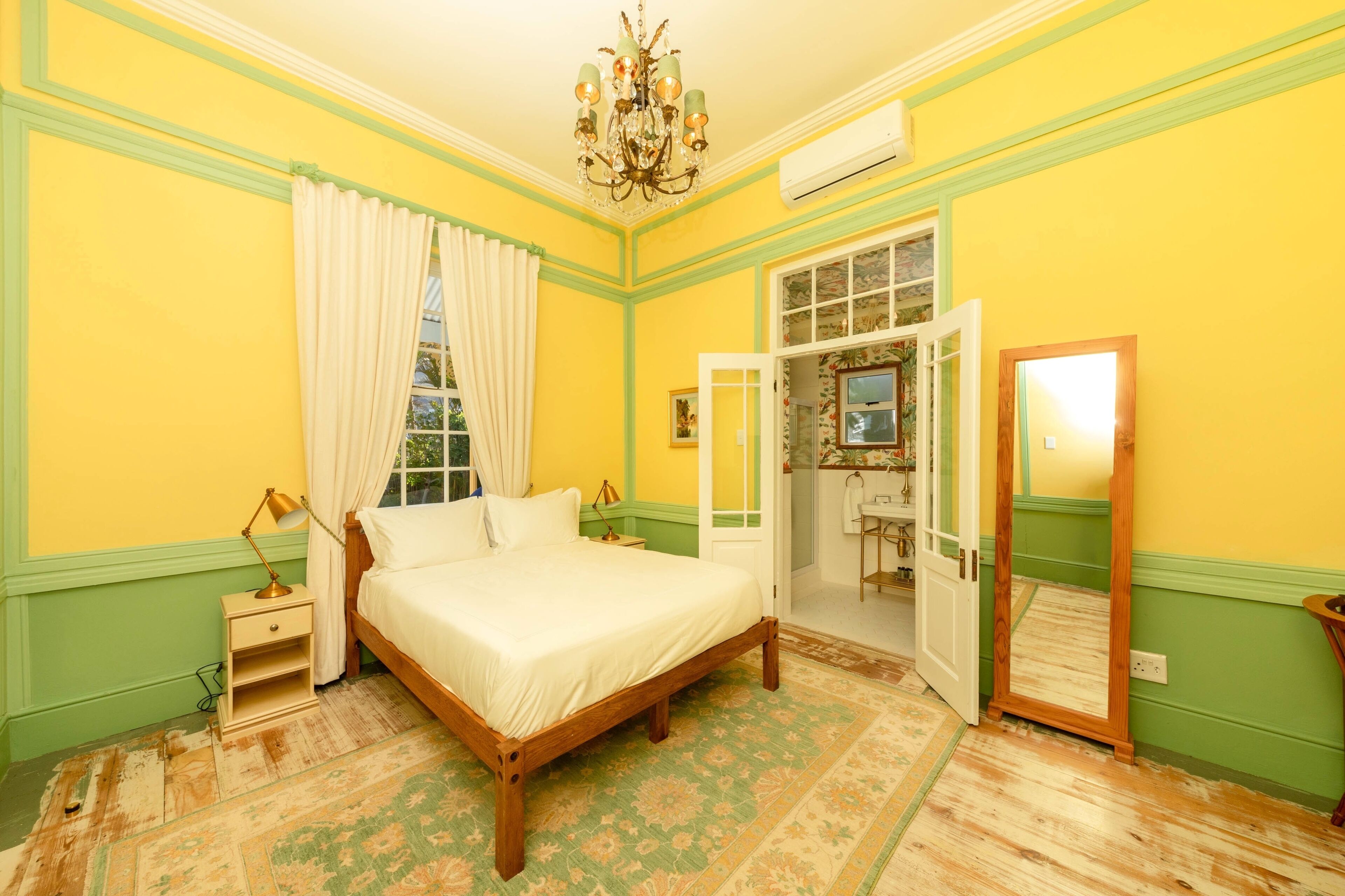 Amina Boutique Hotel 3*