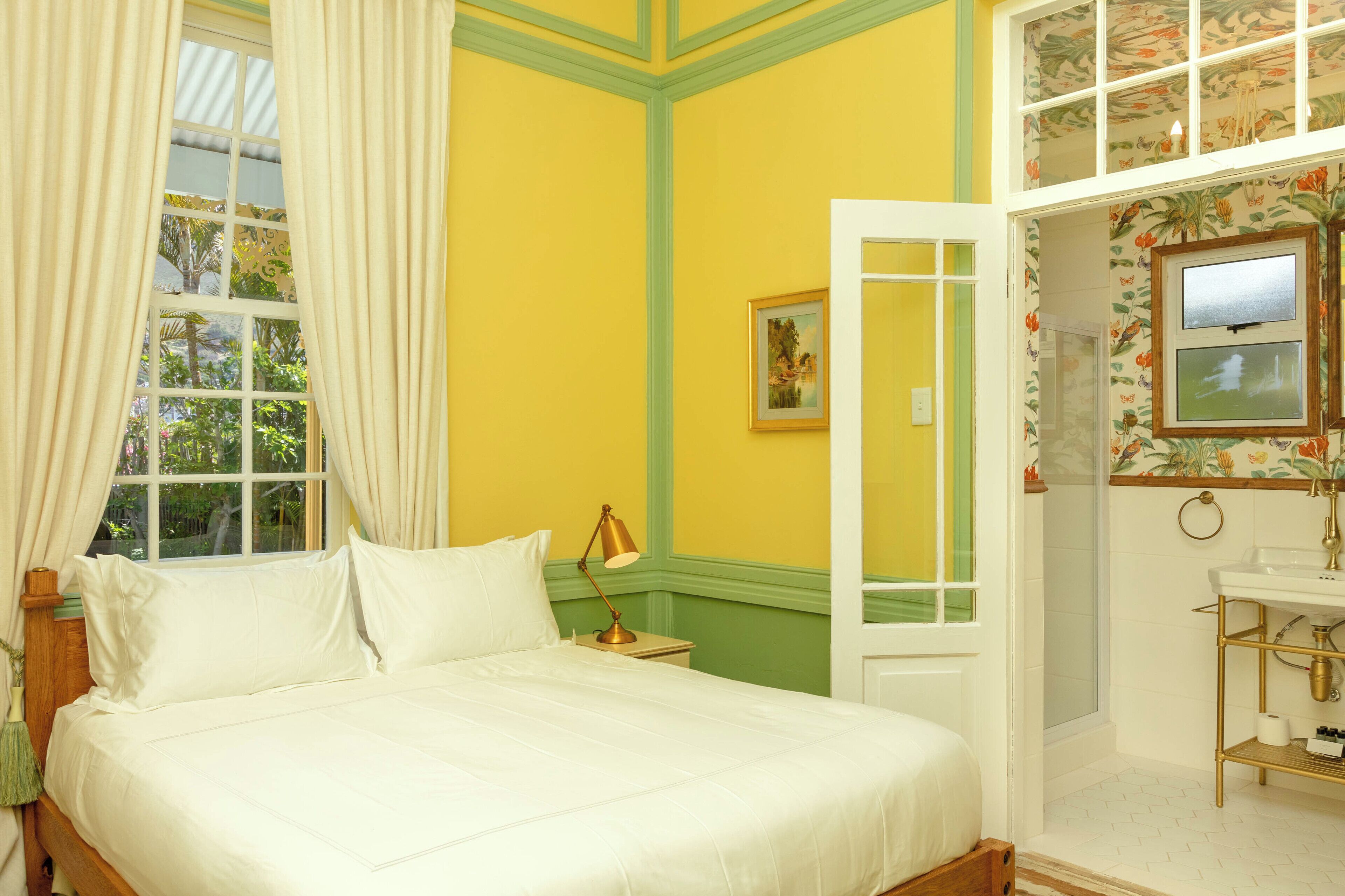 Amina Boutique Hotel 3*