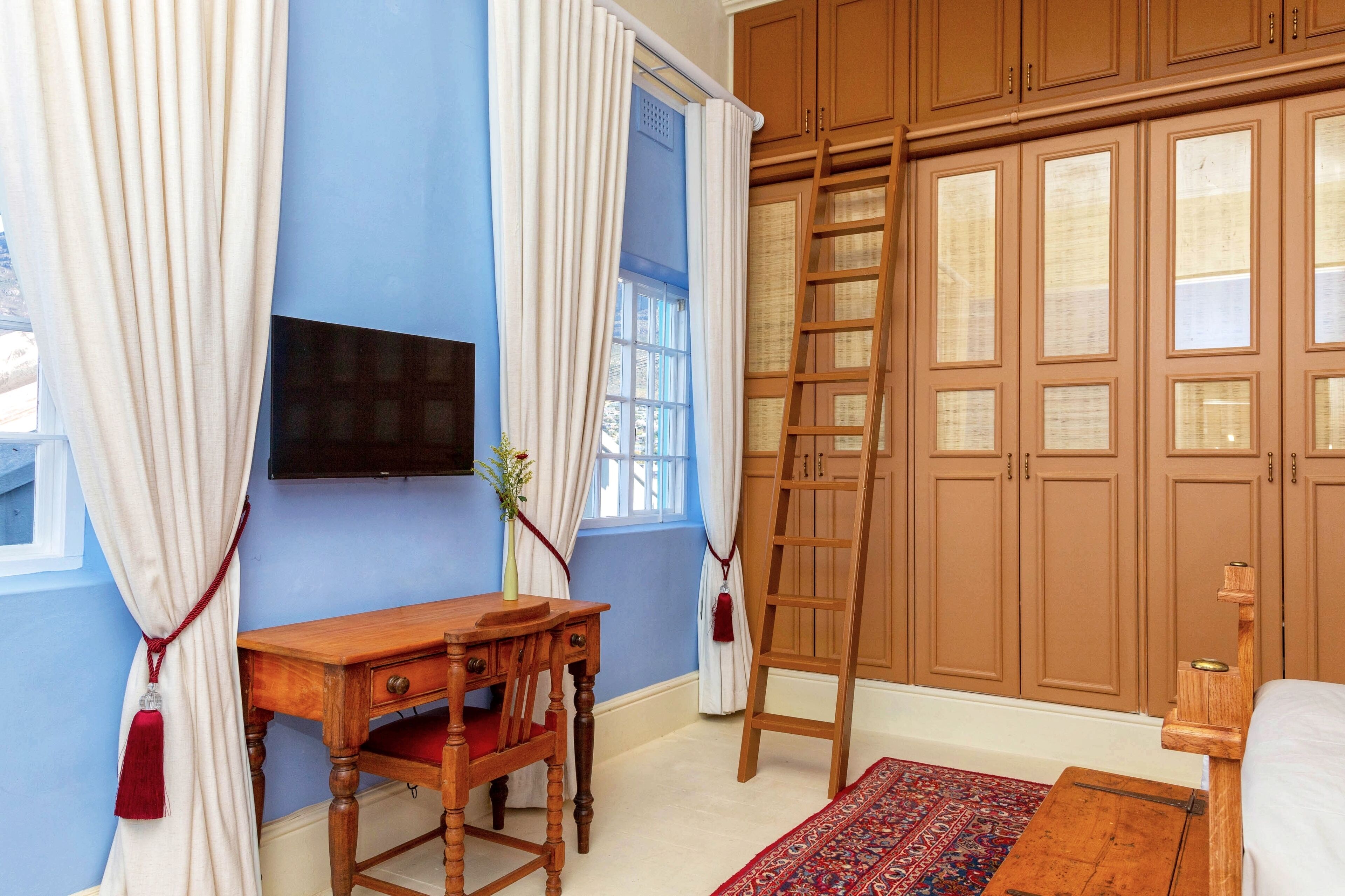 Amina Boutique Hotel 3*