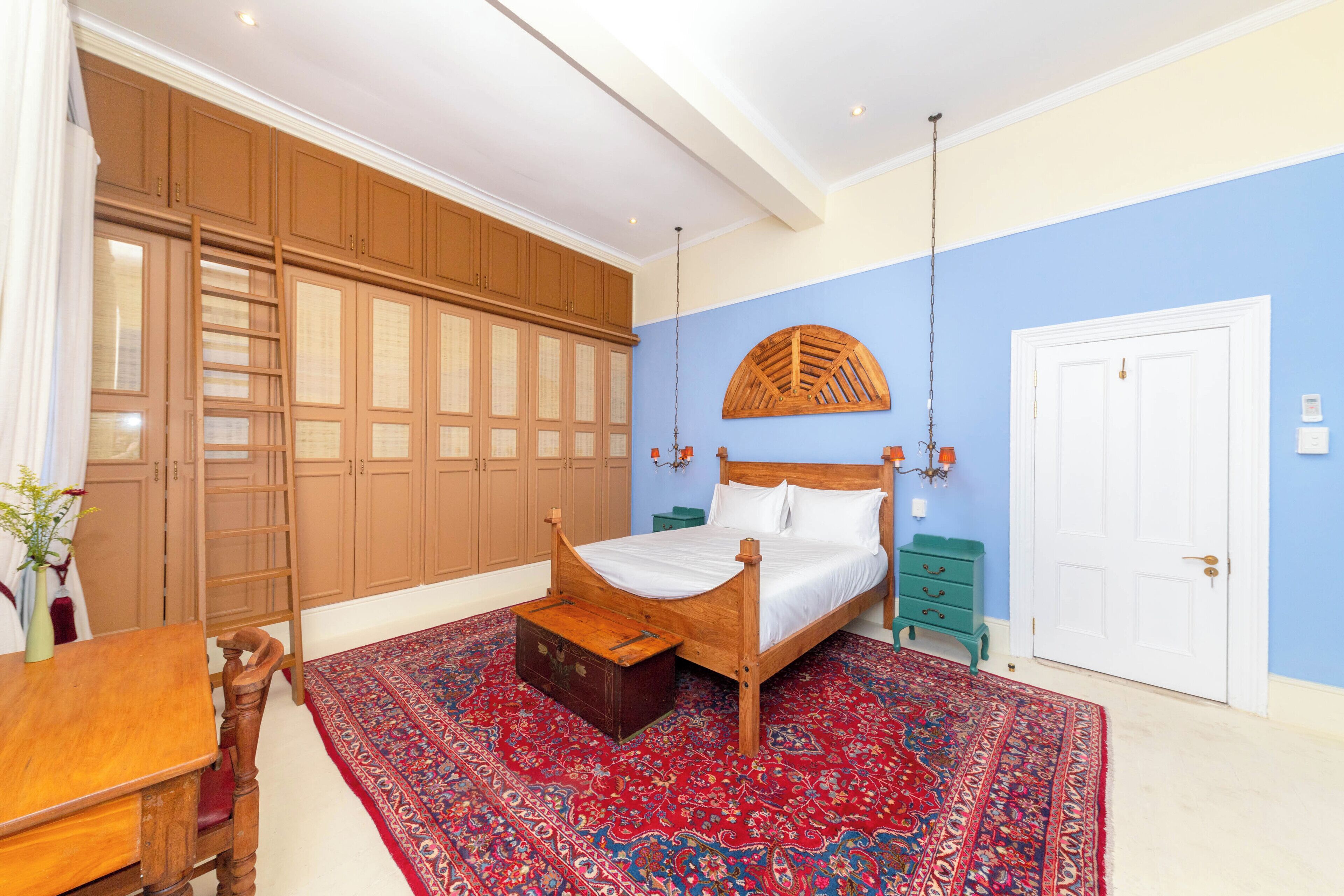 Amina Boutique Hotel 3*
