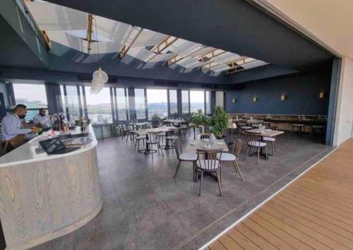 Menlyn Maine Luxury Rentals 0*