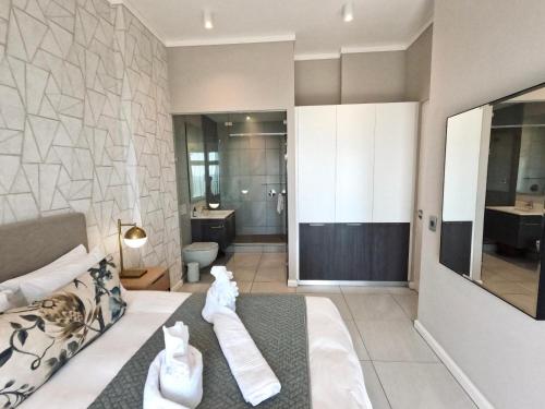 Menlyn Maine Luxury Rentals 0*